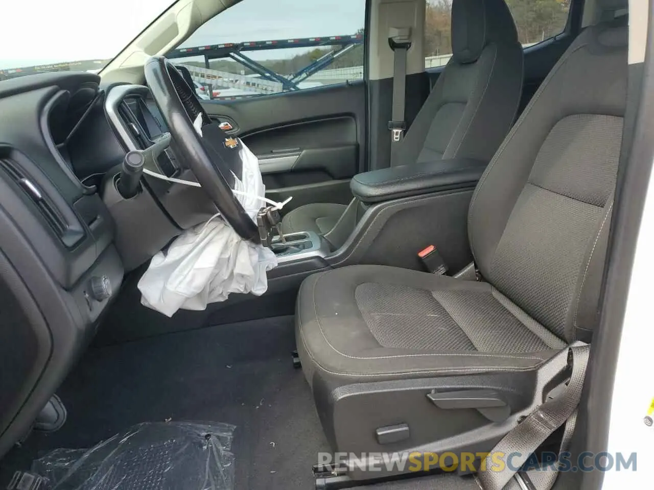 7 Photograph of a damaged car 1GCGSCENXK1210441 CHEVROLET COLORADO 2019