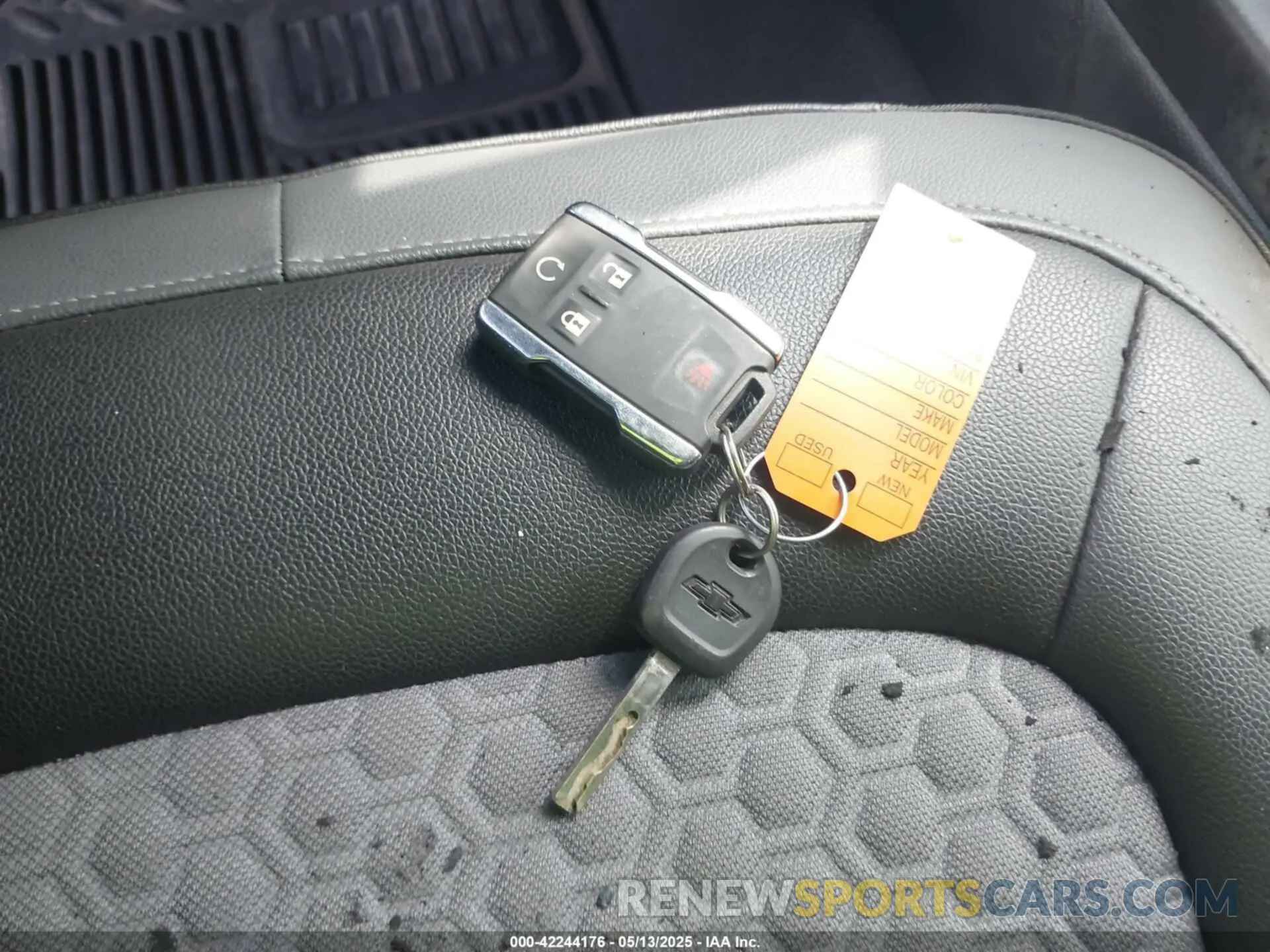 11 Photograph of a damaged car 1GCGSDEN4K1122944 CHEVROLET COLORADO 2019