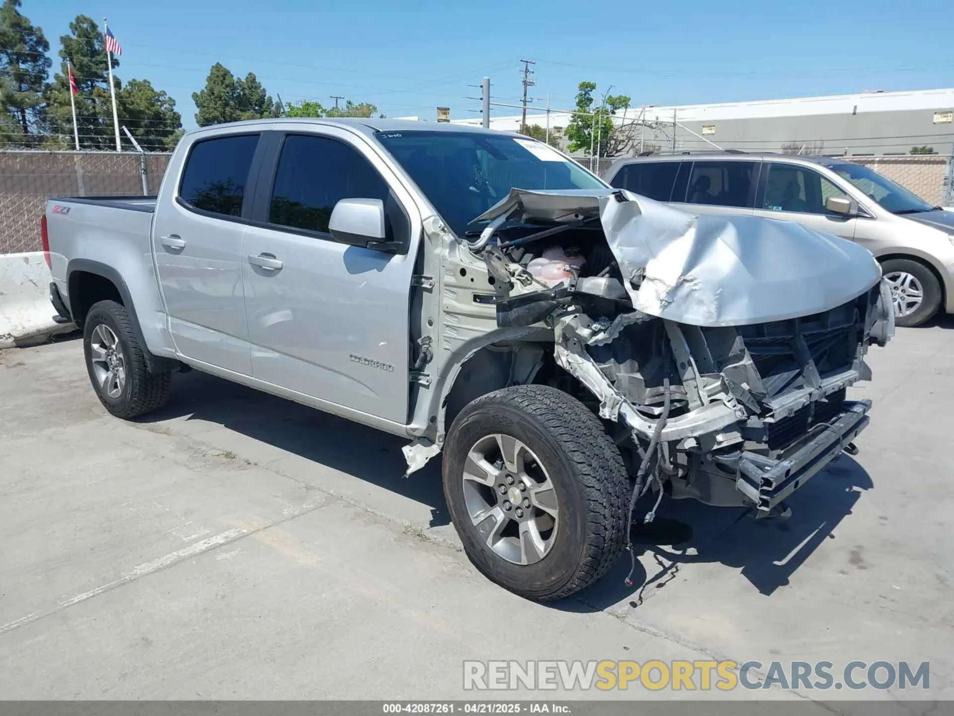 1 Photograph of a damaged car 1GCGSDEN4K1209565 CHEVROLET COLORADO 2019