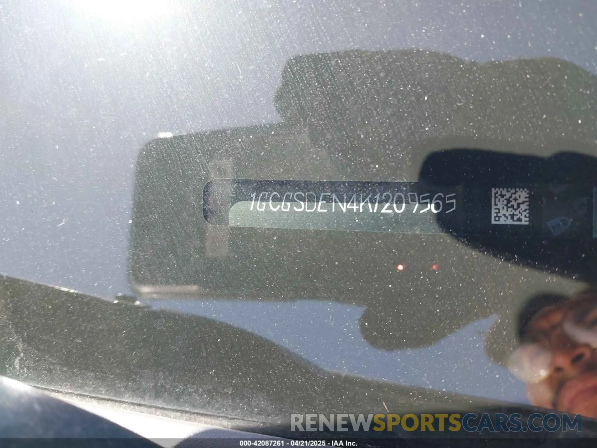 9 Photograph of a damaged car 1GCGSDEN4K1209565 CHEVROLET COLORADO 2019