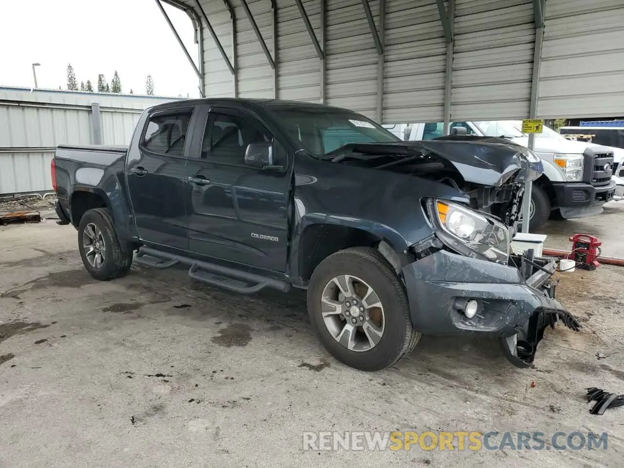 4 Photograph of a damaged car 1GCGSDEN7K1160765 CHEVROLET COLORADO 2019