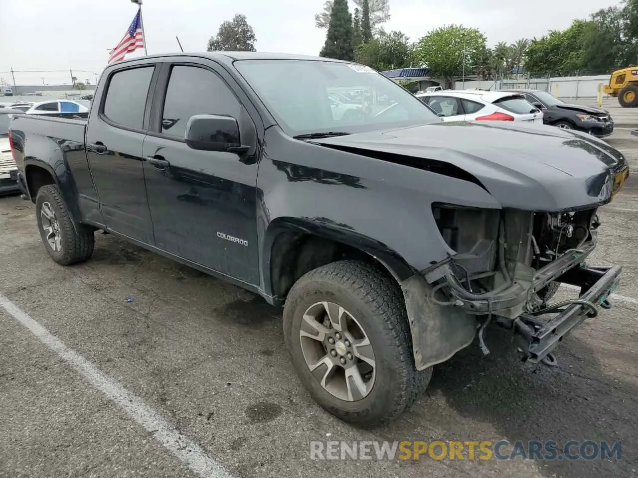 4 Photograph of a damaged car 1GCGSDEN8K1301195 CHEVROLET COLORADO 2019