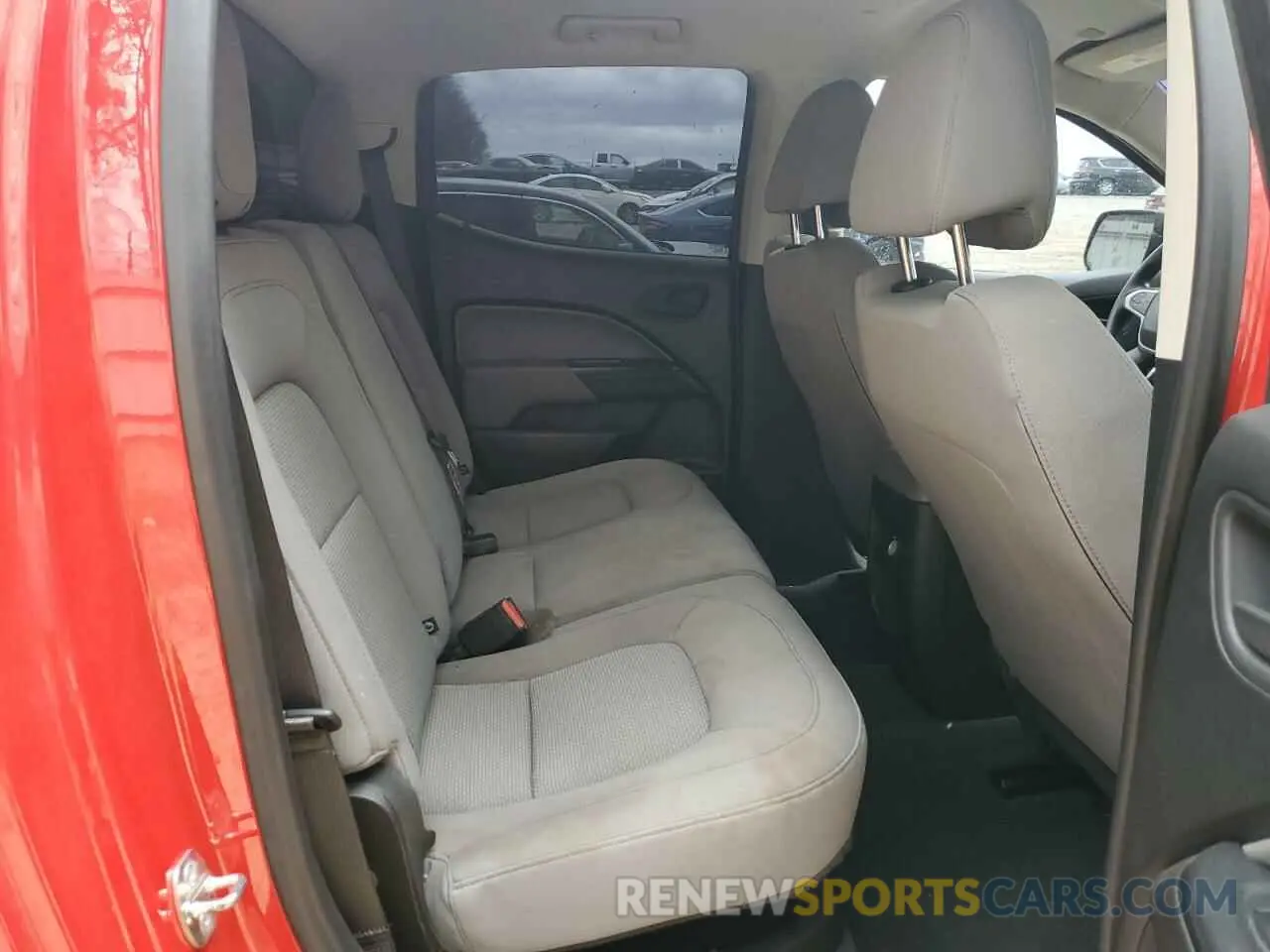 10 Photograph of a damaged car 1GCGTBEN0K1126734 CHEVROLET COLORADO 2019