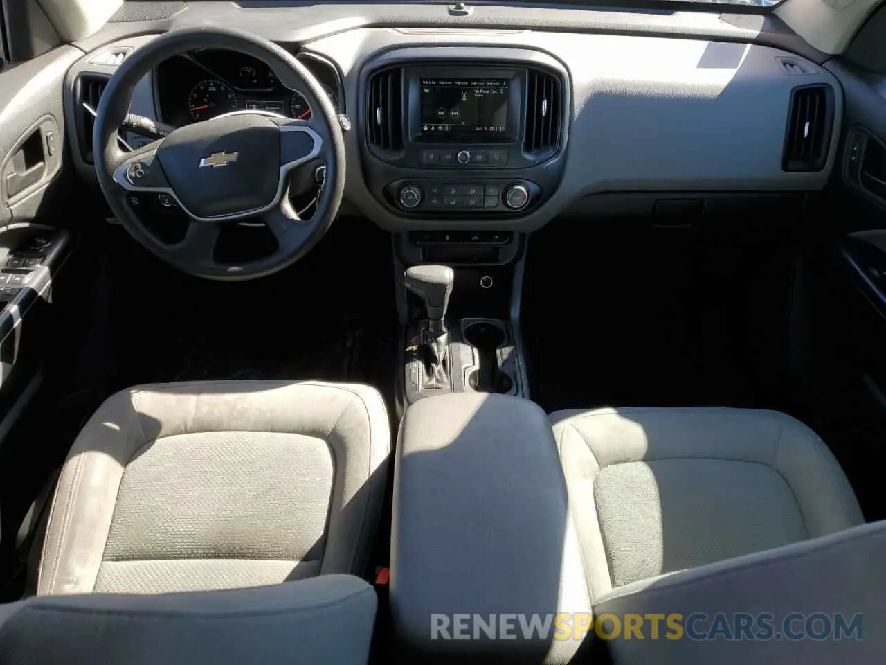 8 Photograph of a damaged car 1GCGTBEN0K1361912 CHEVROLET COLORADO 2019