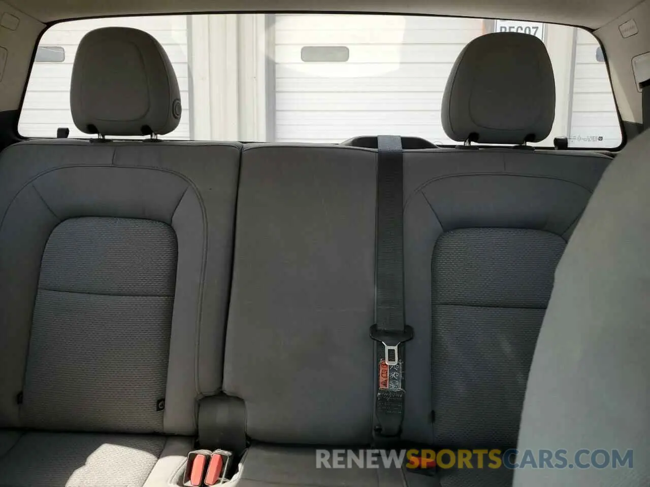 10 Photograph of a damaged car 1GCGTBEN2K1153725 CHEVROLET COLORADO 2019