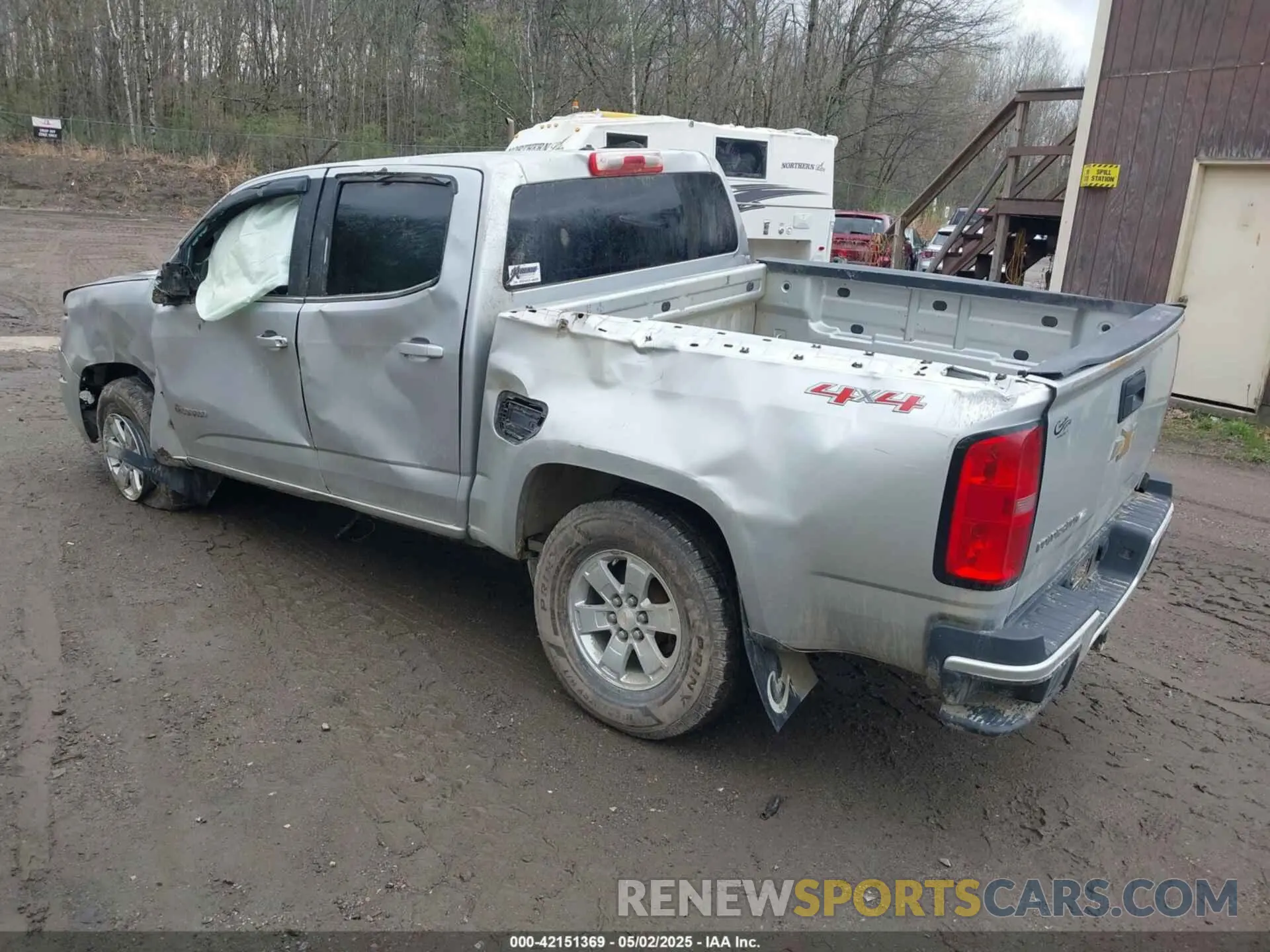 3 Photograph of a damaged car 1GCGTBEN5K1168106 CHEVROLET COLORADO 2019