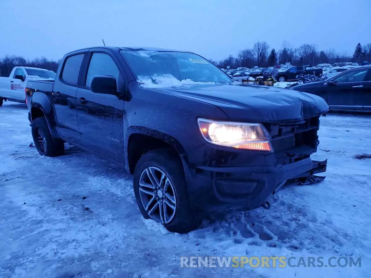 4 Photograph of a damaged car 1GCGTBEN5K1255276 CHEVROLET COLORADO 2019