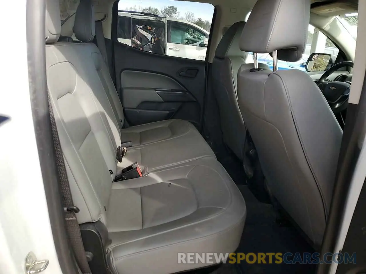 10 Photograph of a damaged car 1GCGTBEN5K1334026 CHEVROLET COLORADO 2019
