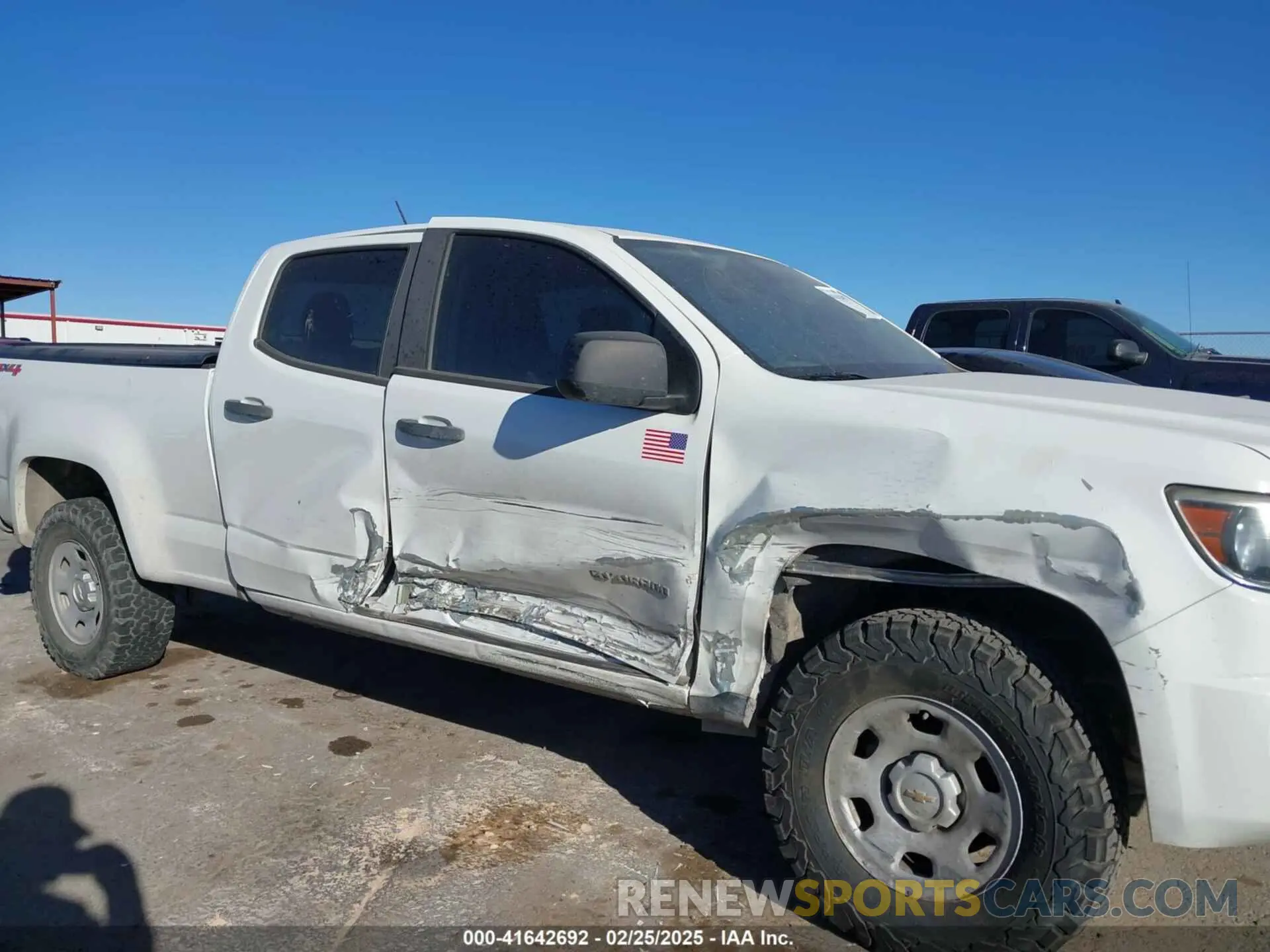 6 Photograph of a damaged car 1GCGTBEN5K1334513 CHEVROLET COLORADO 2019