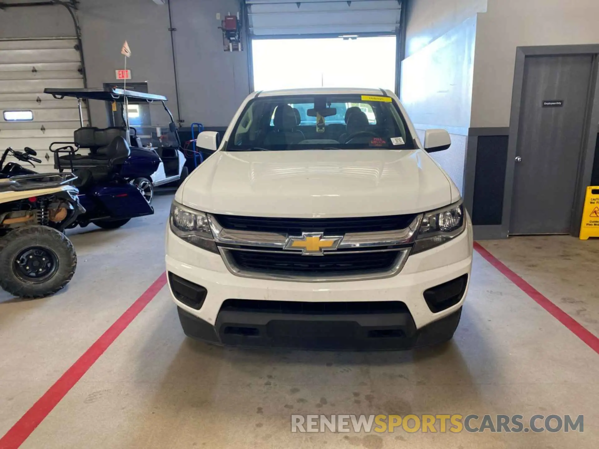 11 Photograph of a damaged car 1GCGTBEN5K1357614 CHEVROLET COLORADO 2019