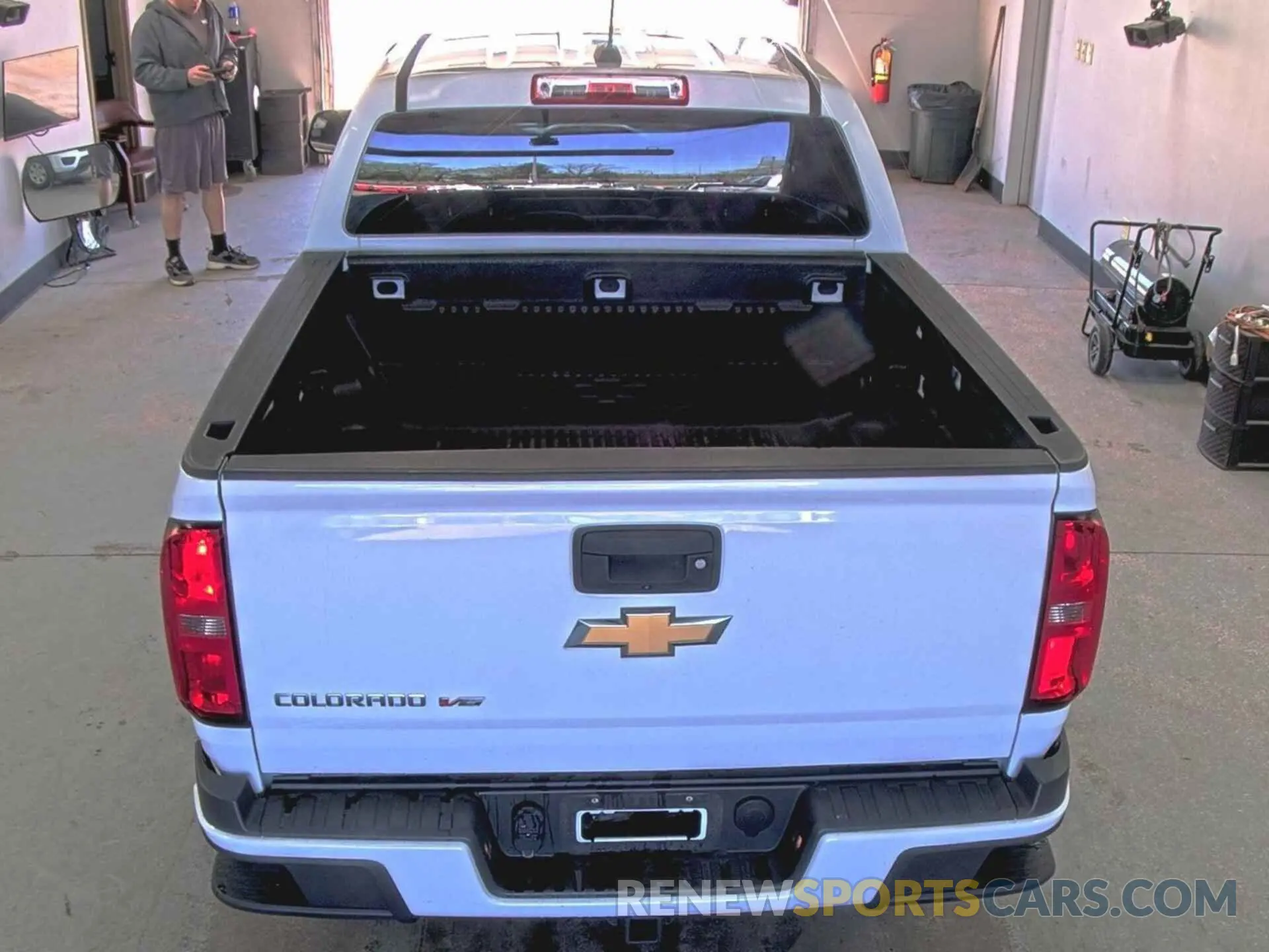 25 Photograph of a damaged car 1GCGTBEN5K1357614 CHEVROLET COLORADO 2019