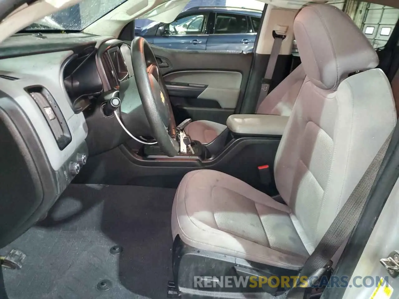 7 Photograph of a damaged car 1GCGTBEN6K1327960 CHEVROLET COLORADO 2019