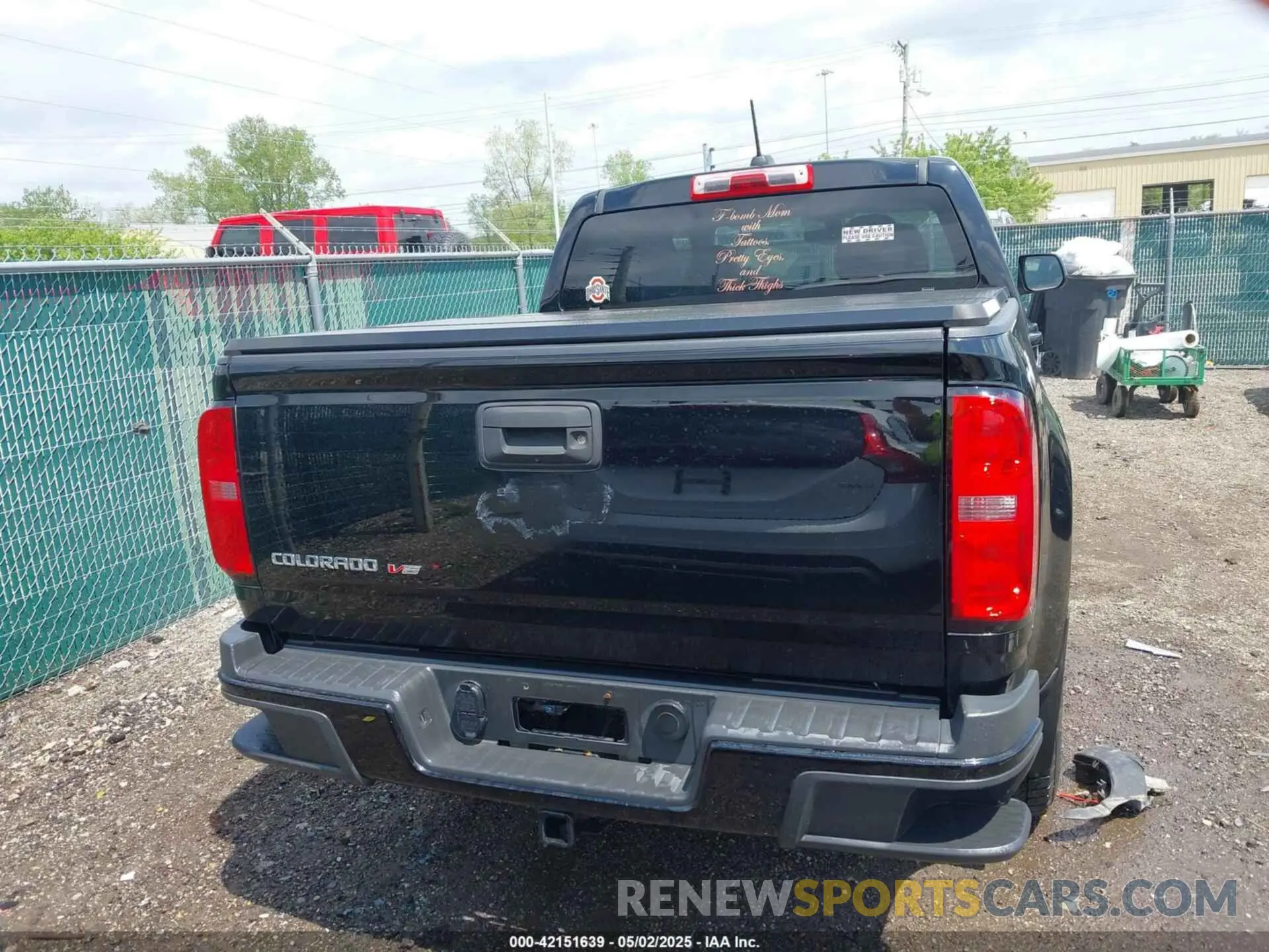 16 Photograph of a damaged car 1GCGTBEN7K1197171 CHEVROLET COLORADO 2019