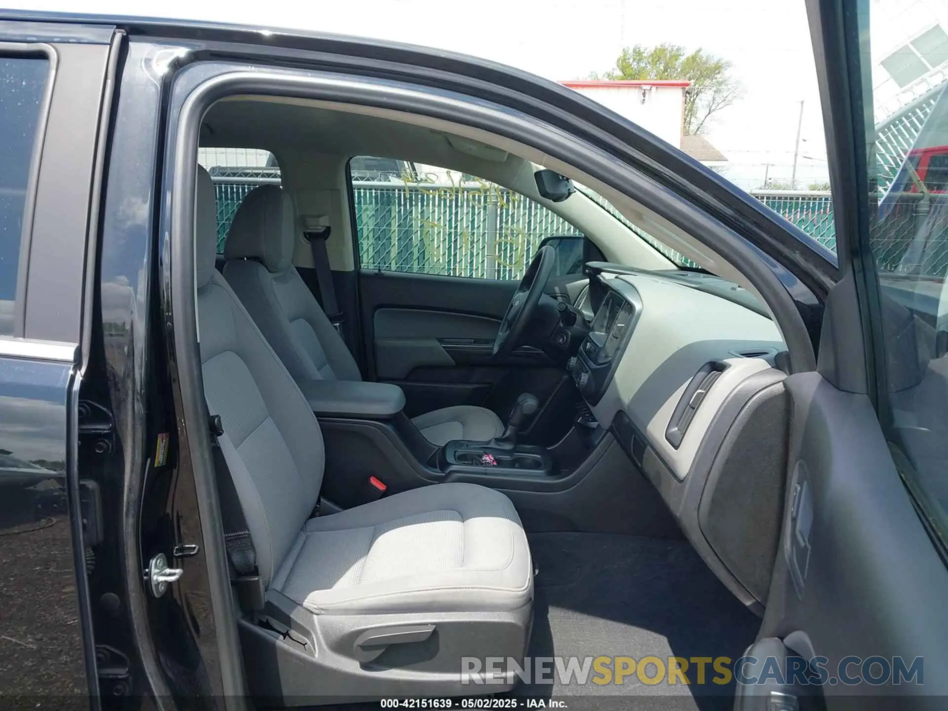 5 Photograph of a damaged car 1GCGTBEN7K1197171 CHEVROLET COLORADO 2019