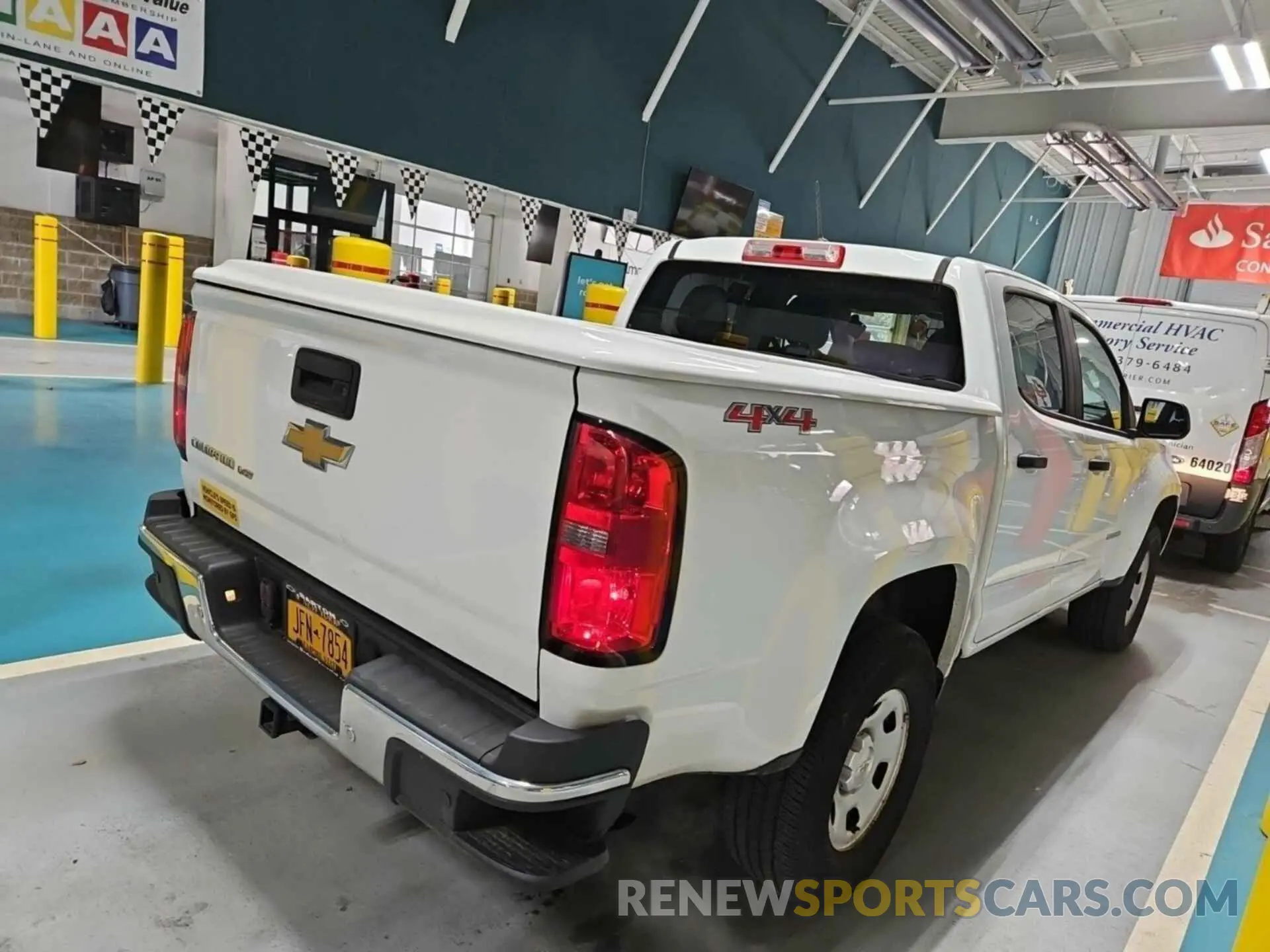 24 Photograph of a damaged car 1GCGTBEN8K1225964 CHEVROLET COLORADO 2019