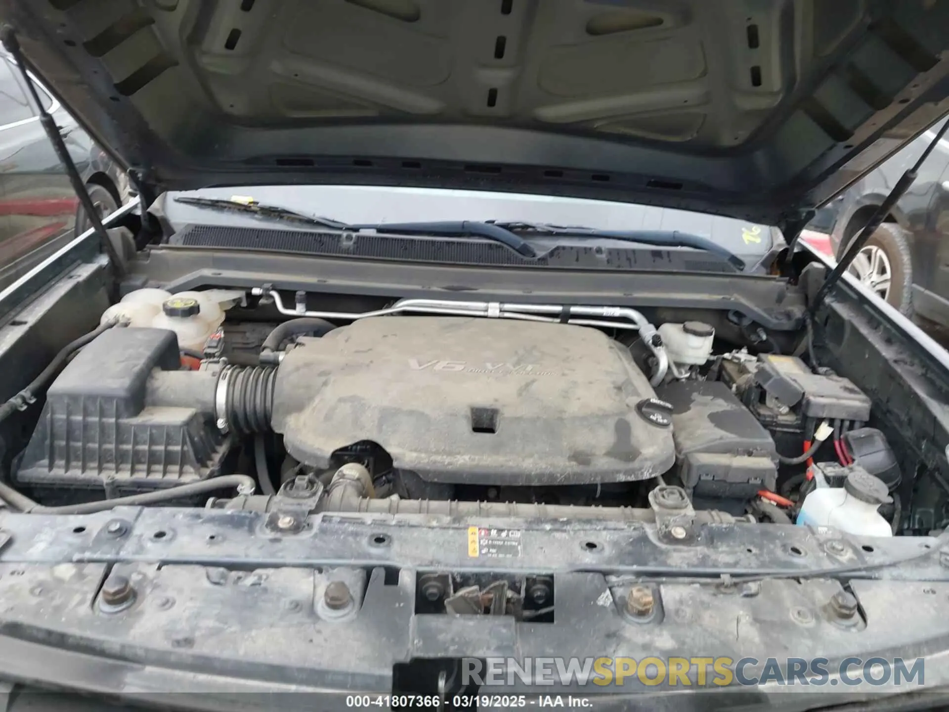 10 Photograph of a damaged car 1GCGTBEN8K1306088 CHEVROLET COLORADO 2019