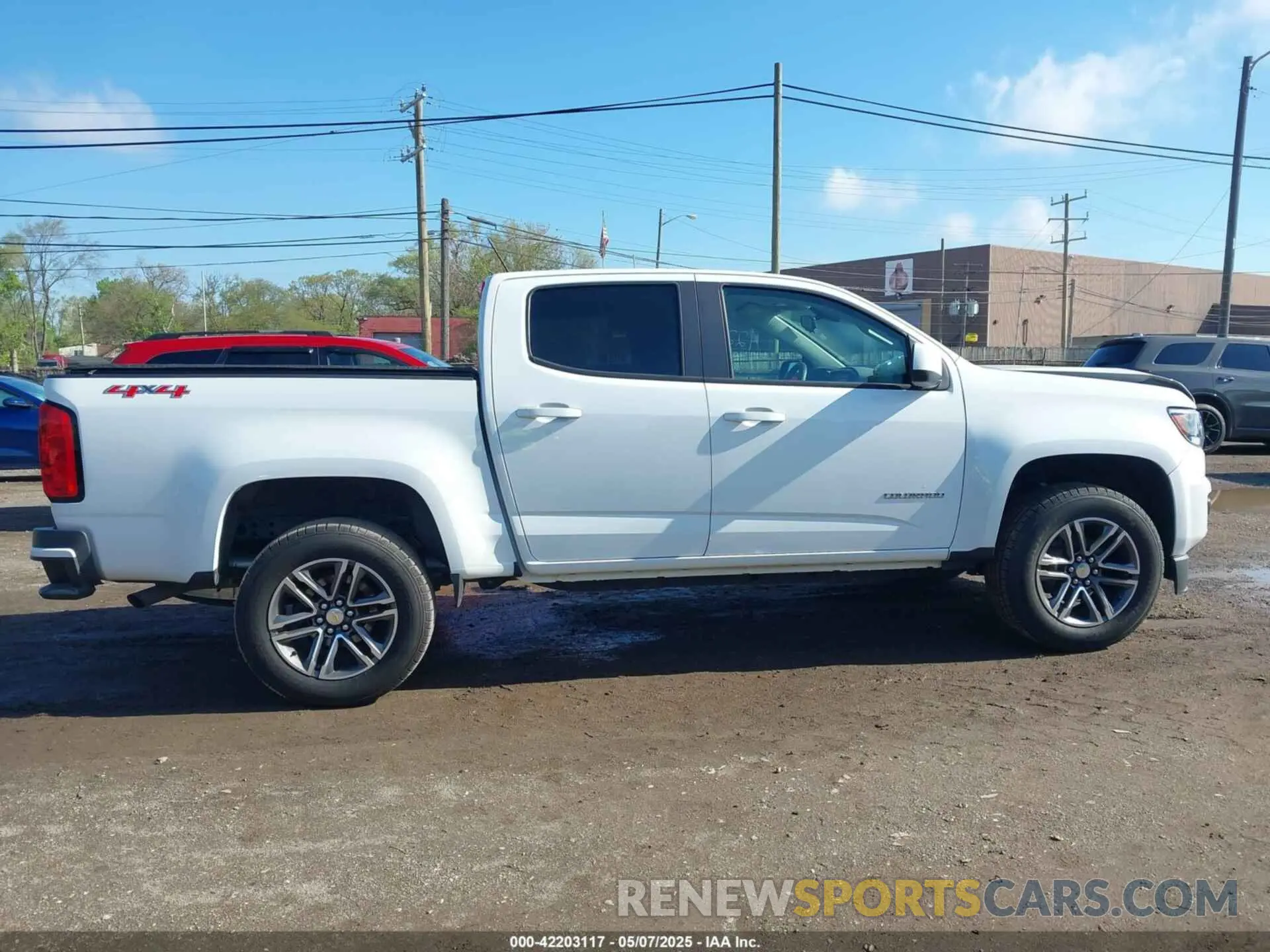 13 Photograph of a damaged car 1GCGTBEN8K1336093 CHEVROLET COLORADO 2019