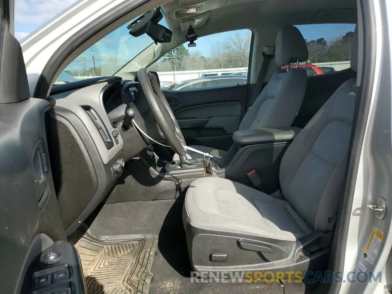 7 Photograph of a damaged car 1GCGTBEN9K1204797 CHEVROLET COLORADO 2019