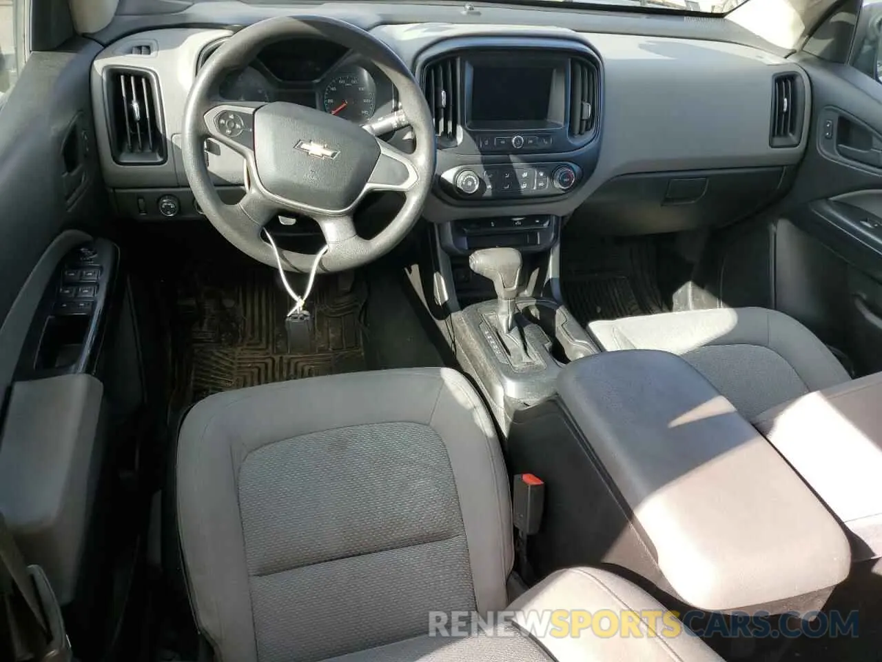 8 Photograph of a damaged car 1GCGTBEN9K1204797 CHEVROLET COLORADO 2019