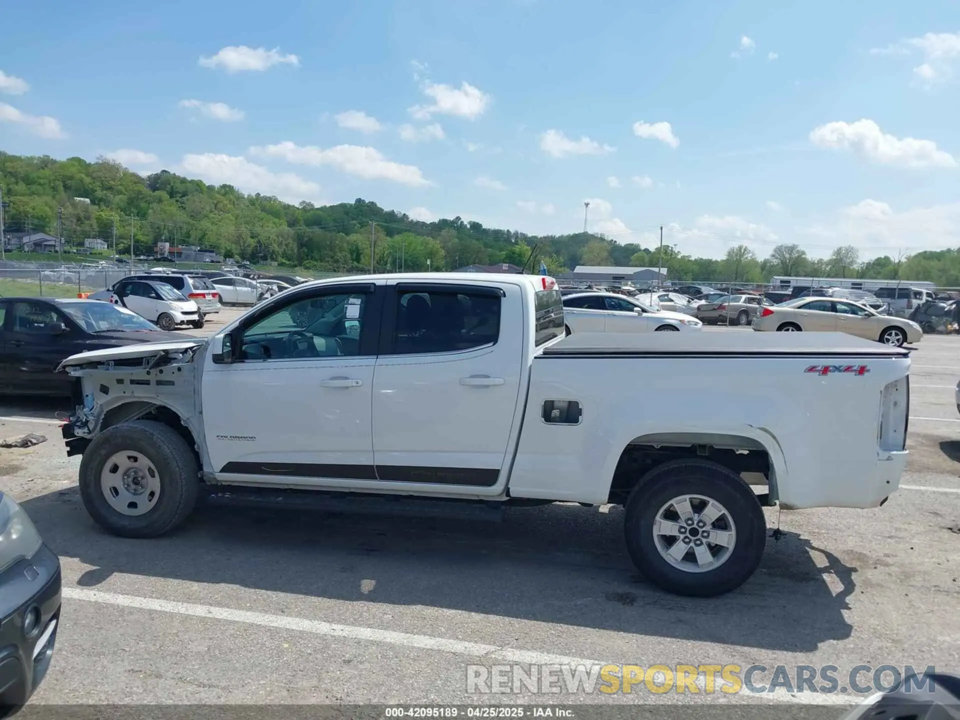 15 Photograph of a damaged car 1GCGTBENXK1121072 CHEVROLET COLORADO 2019