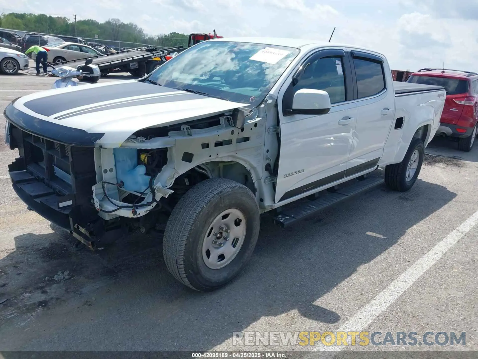 2 Photograph of a damaged car 1GCGTBENXK1121072 CHEVROLET COLORADO 2019