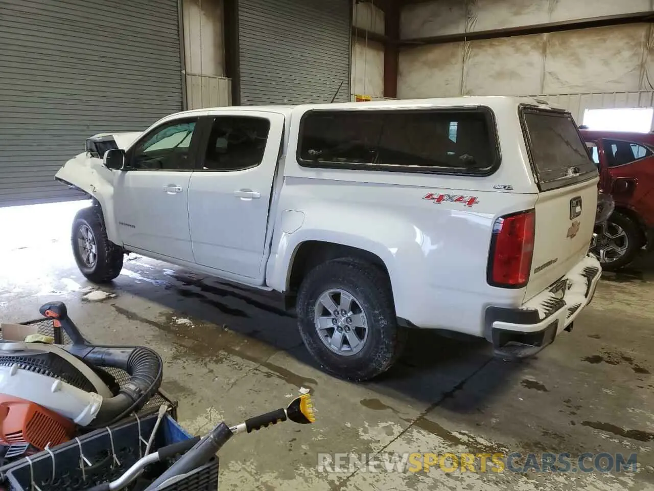 2 Photograph of a damaged car 1GCGTBENXK1312720 CHEVROLET COLORADO 2019