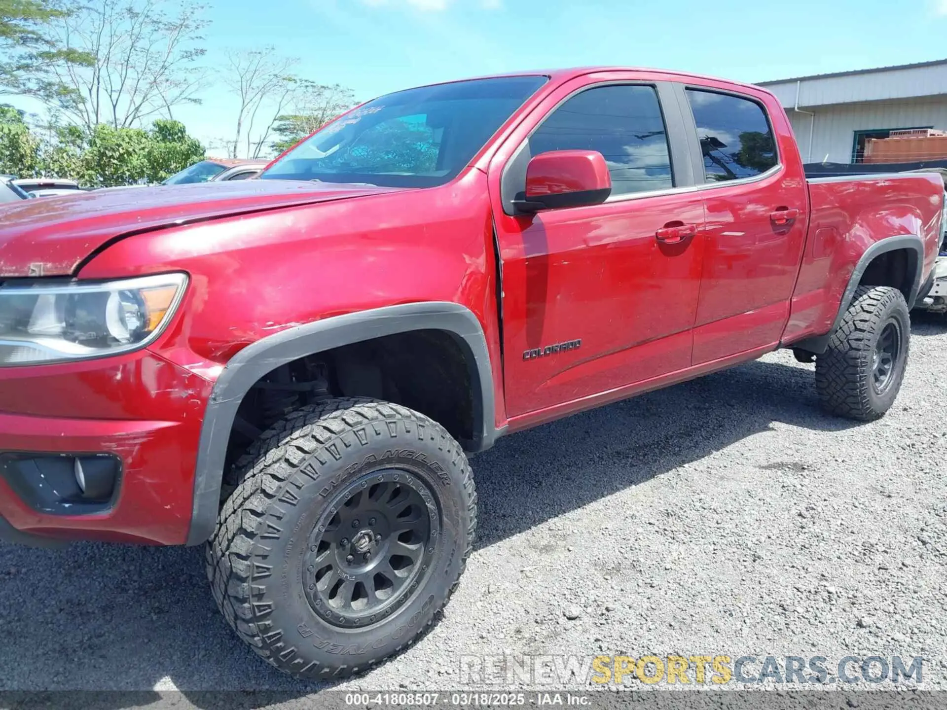 6 Photograph of a damaged car 1GCGTCEN2K1206834 CHEVROLET COLORADO 2019
