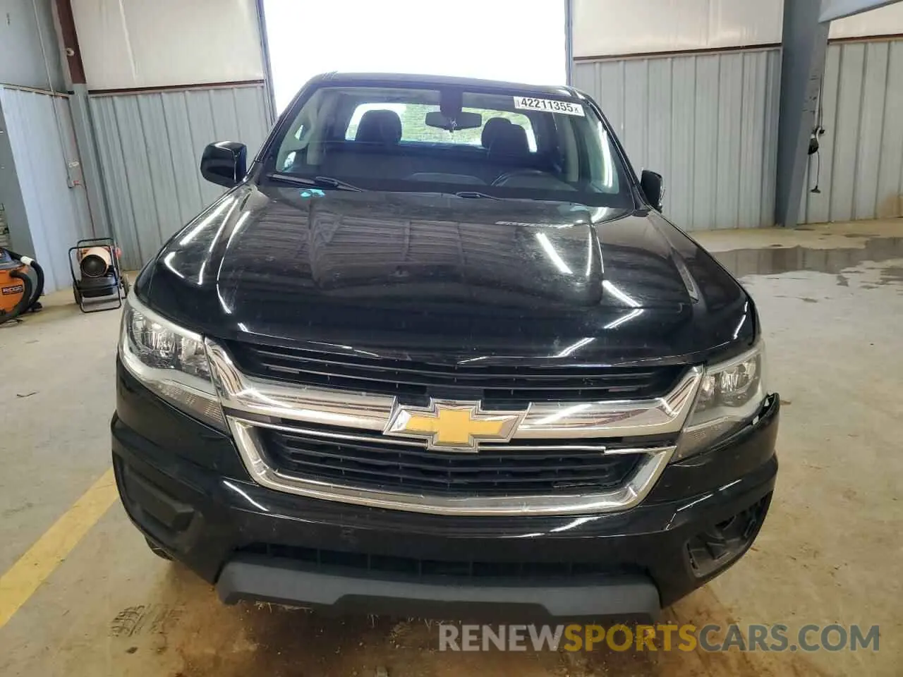 5 Photograph of a damaged car 1GCGTCEN3K1131402 CHEVROLET COLORADO 2019