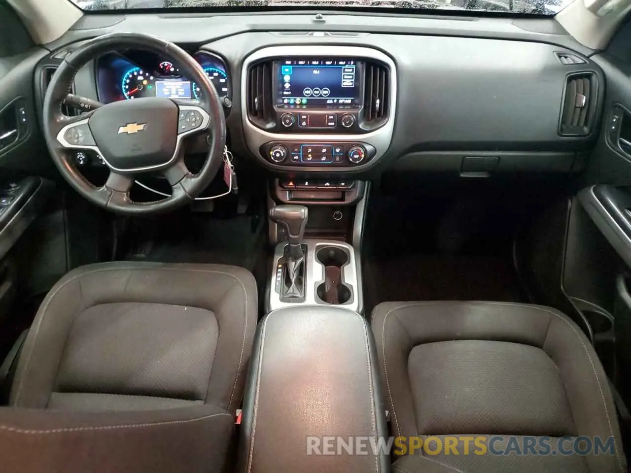 8 Photograph of a damaged car 1GCGTCEN3K1265388 CHEVROLET COLORADO 2019