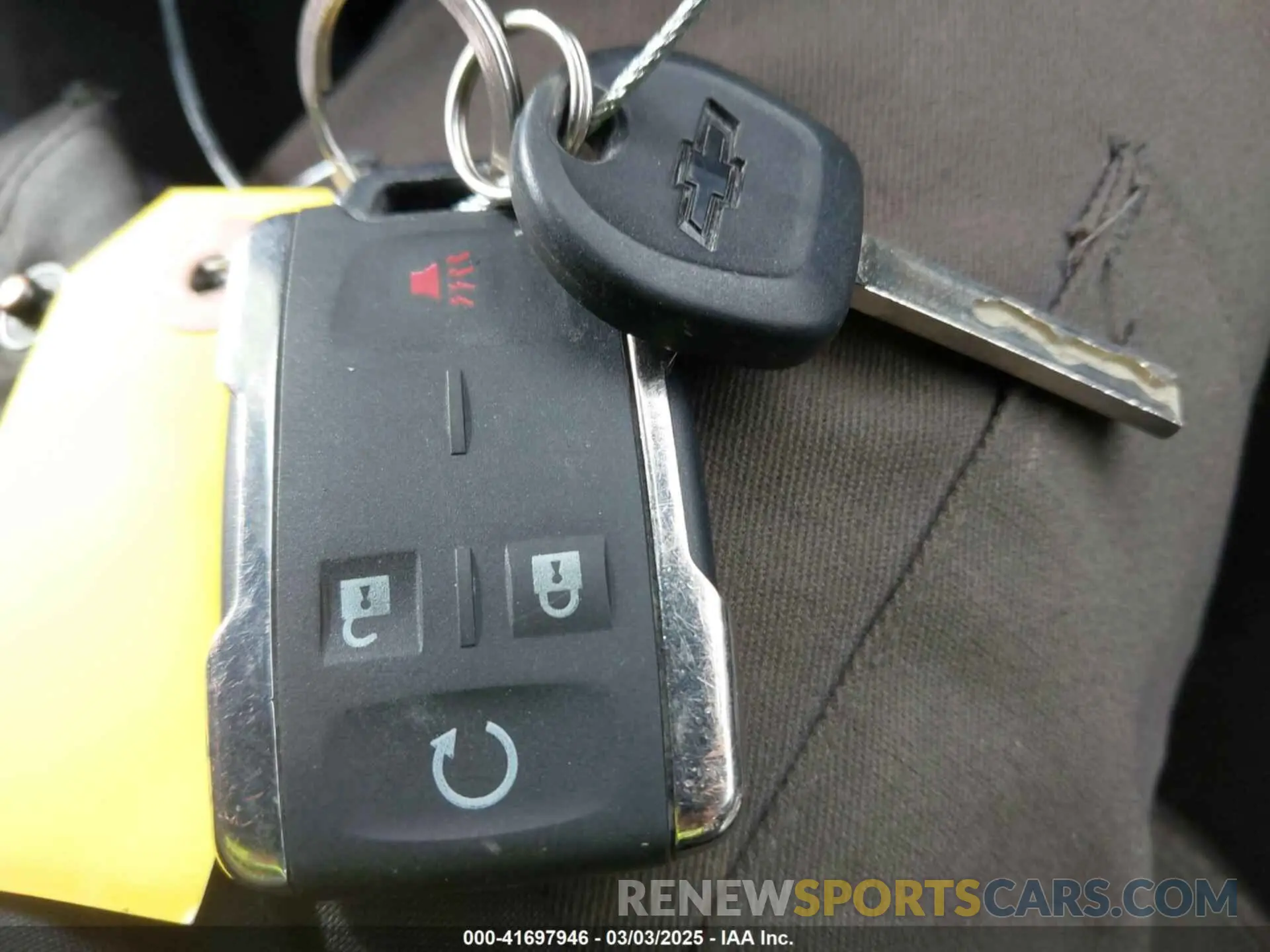 11 Photograph of a damaged car 1GCGTCEN4K1136625 CHEVROLET COLORADO 2019