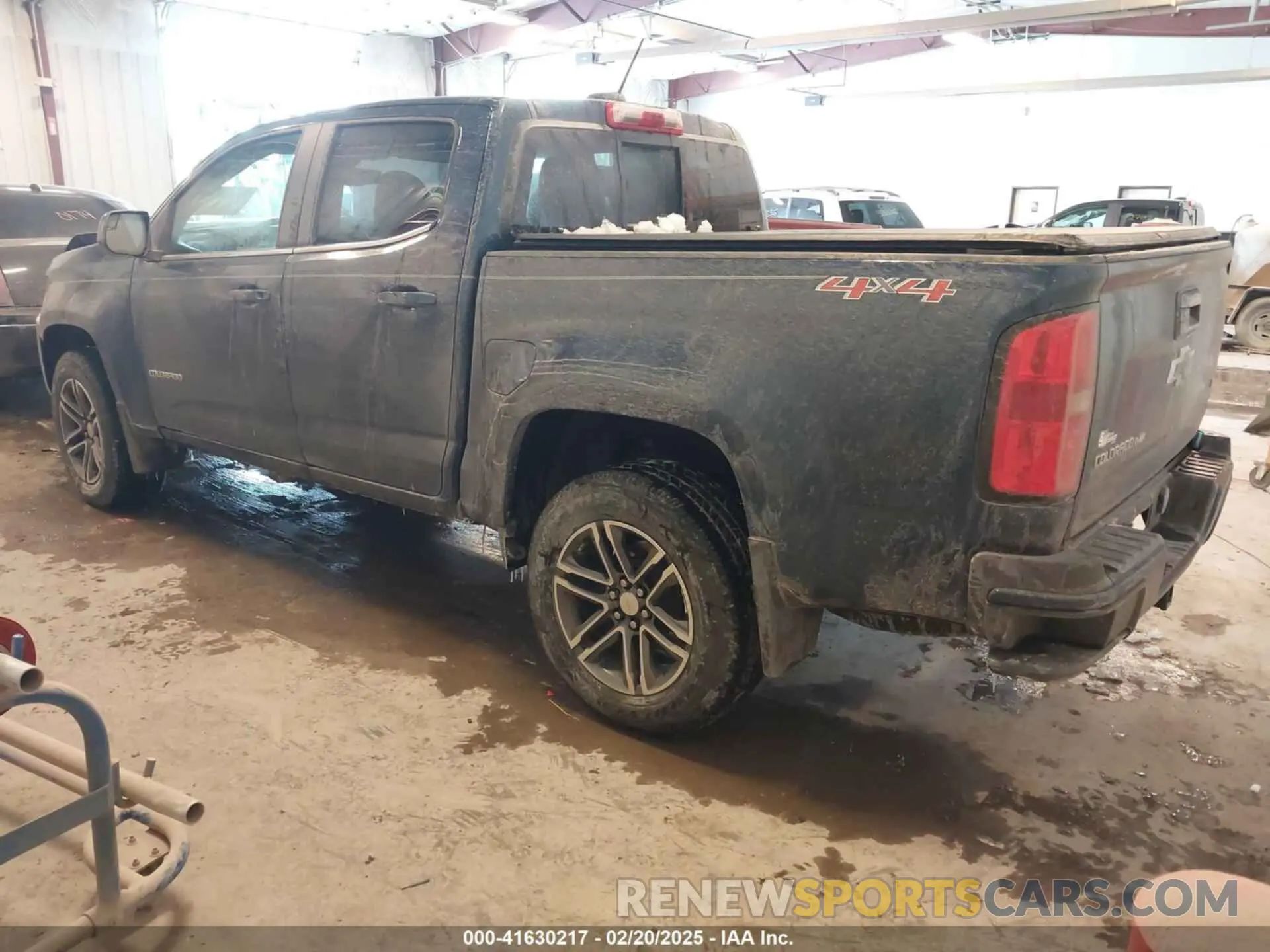 3 Photograph of a damaged car 1GCGTCEN5K1327308 CHEVROLET COLORADO 2019