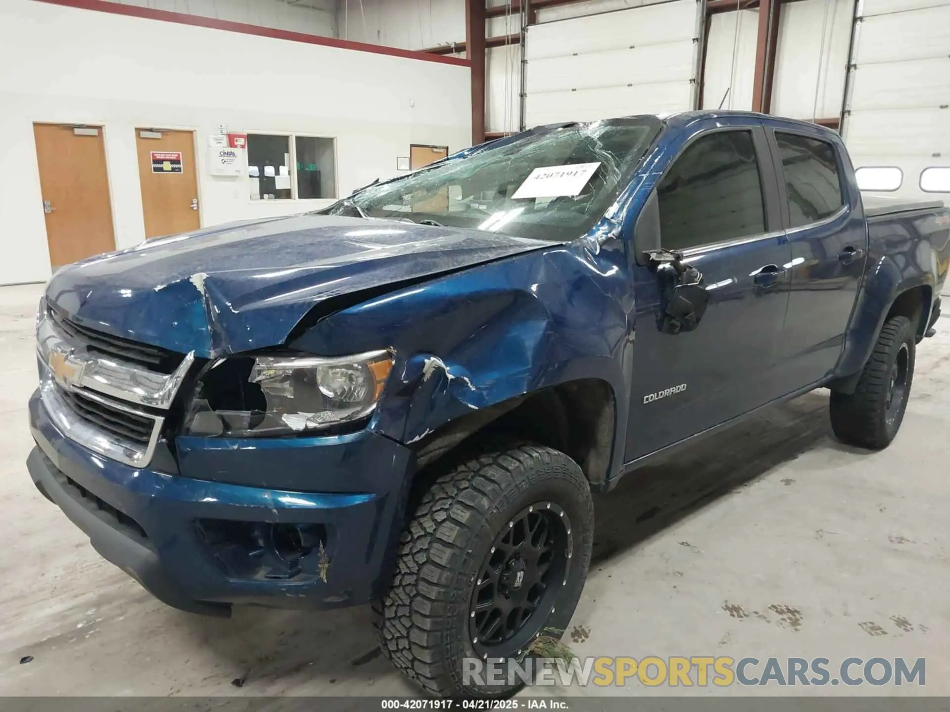 21 Photograph of a damaged car 1GCGTCEN6K1122032 CHEVROLET COLORADO 2019