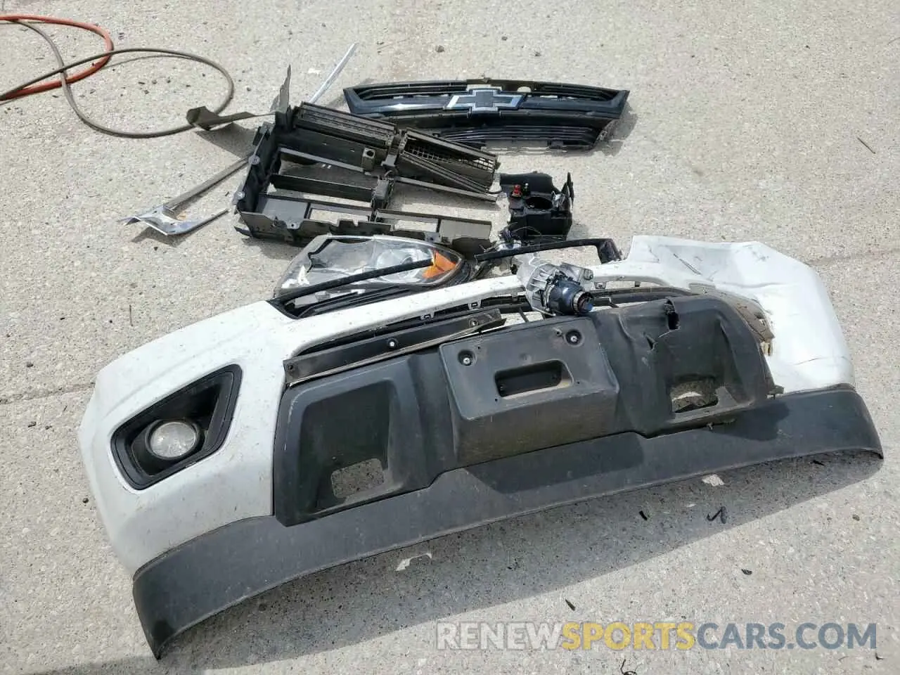 12 Photograph of a damaged car 1GCGTCEN7K1142516 CHEVROLET COLORADO 2019