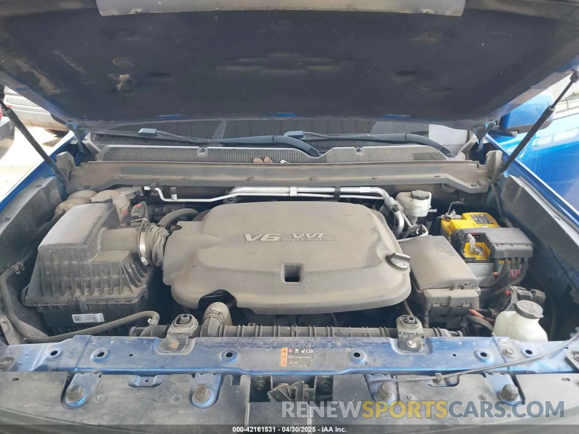 10 Photograph of a damaged car 1GCGTCENXK1200876 CHEVROLET COLORADO 2019