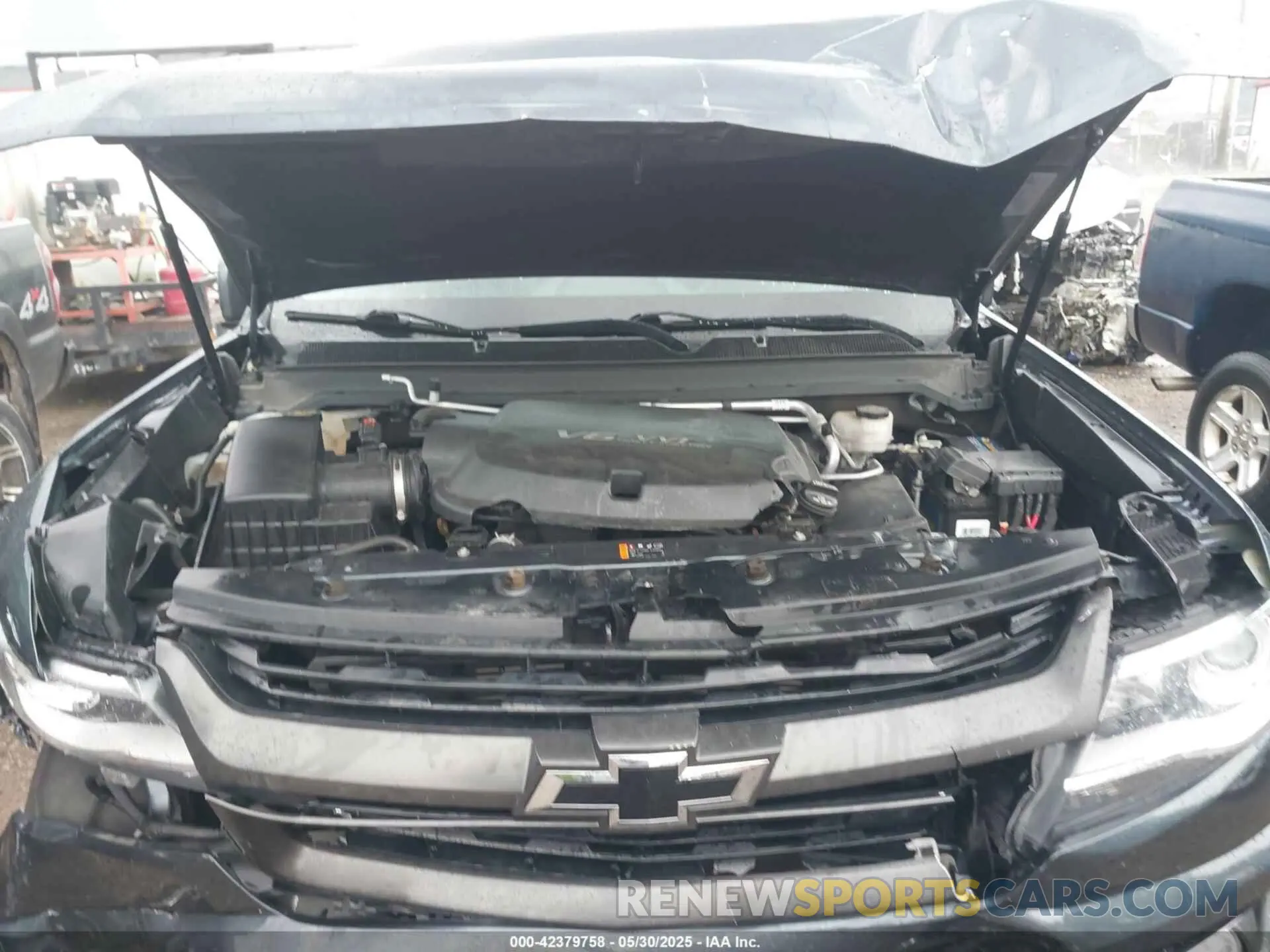 10 Photograph of a damaged car 1GCGTDEN1K1117553 CHEVROLET COLORADO 2019