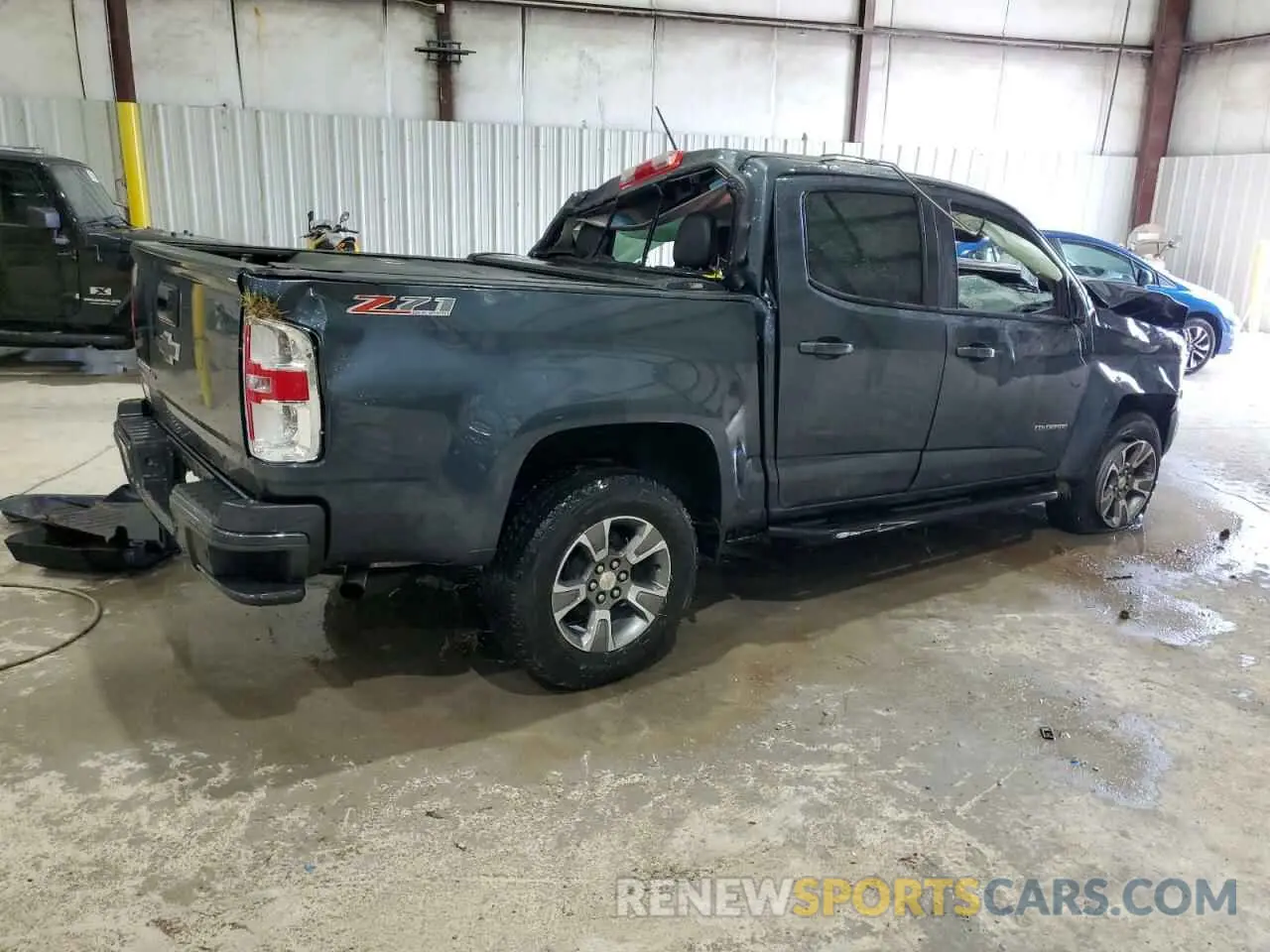 3 Photograph of a damaged car 1GCGTDEN1K1325741 CHEVROLET COLORADO 2019