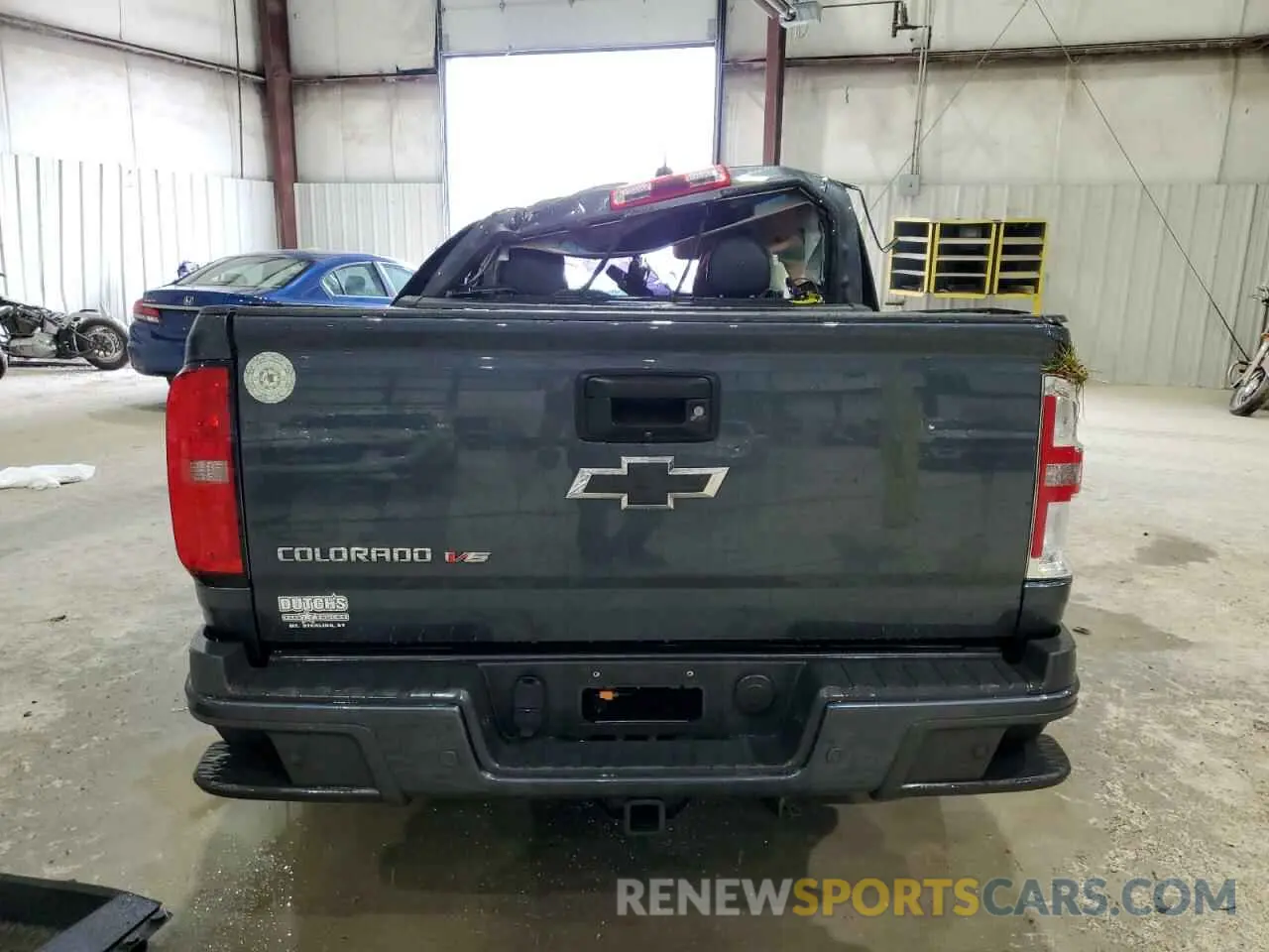 6 Photograph of a damaged car 1GCGTDEN1K1325741 CHEVROLET COLORADO 2019