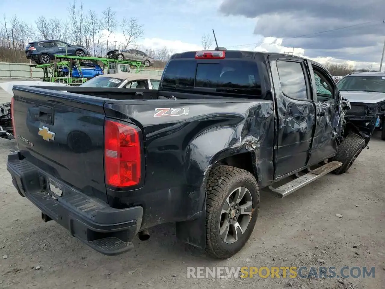 3 Photograph of a damaged car 1GCGTDEN2K1247020 CHEVROLET COLORADO 2019
