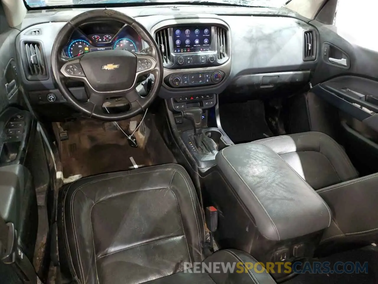 8 Photograph of a damaged car 1GCGTDEN2K1247020 CHEVROLET COLORADO 2019