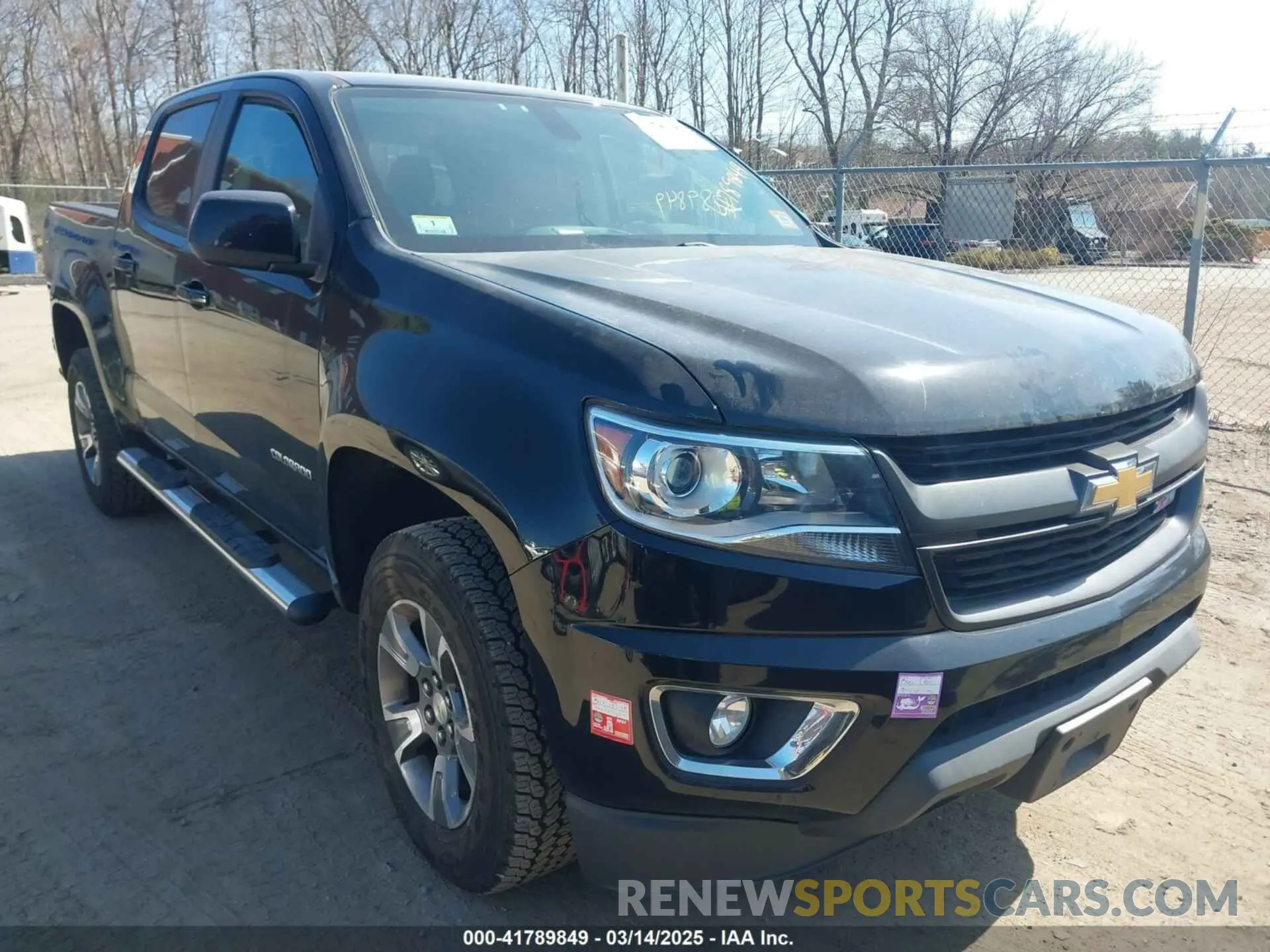1 Photograph of a damaged car 1GCGTDEN3K1100236 CHEVROLET COLORADO 2019