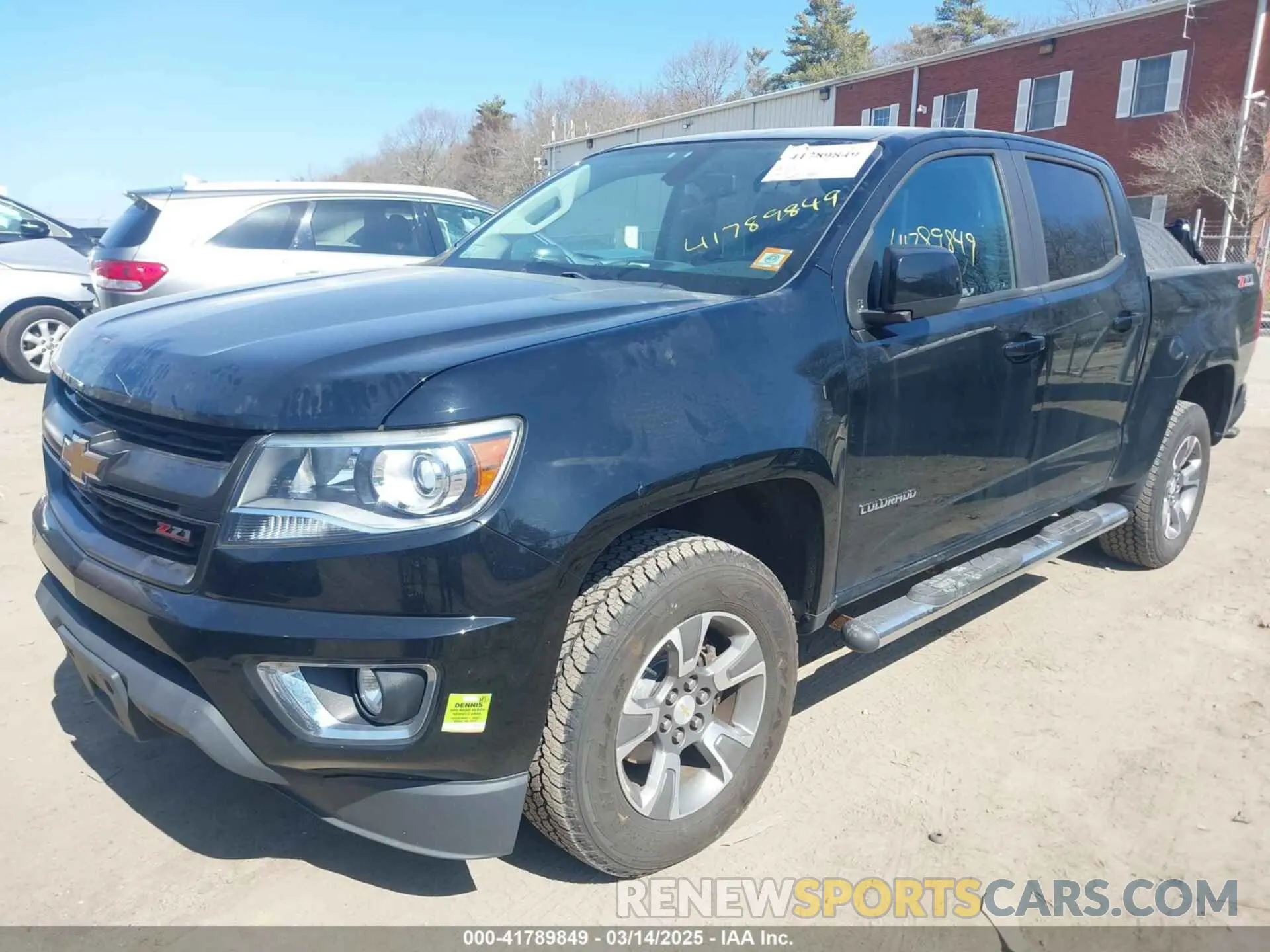 2 Photograph of a damaged car 1GCGTDEN3K1100236 CHEVROLET COLORADO 2019