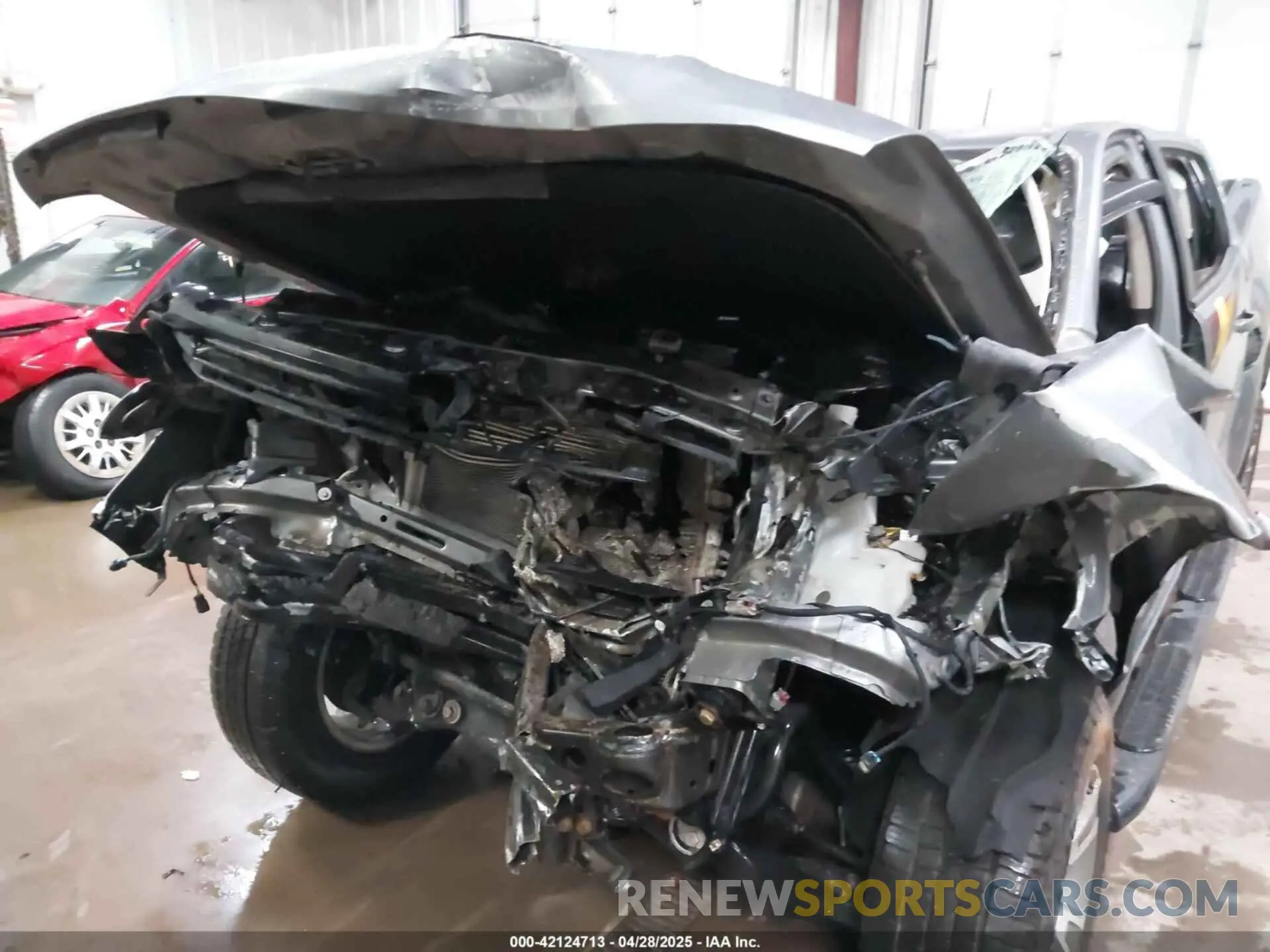 6 Photograph of a damaged car 1GCGTDEN3K1116212 CHEVROLET COLORADO 2019