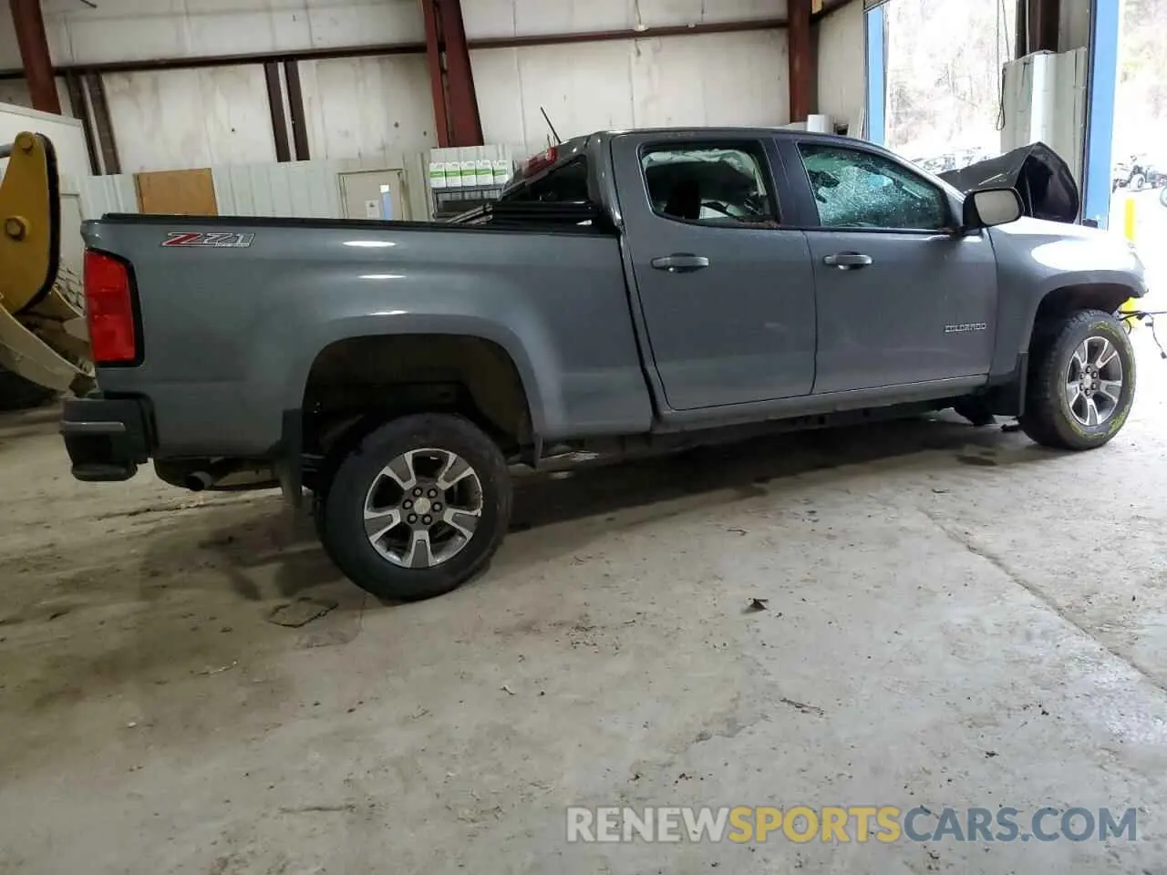 3 Photograph of a damaged car 1GCGTDEN3K1240190 CHEVROLET COLORADO 2019