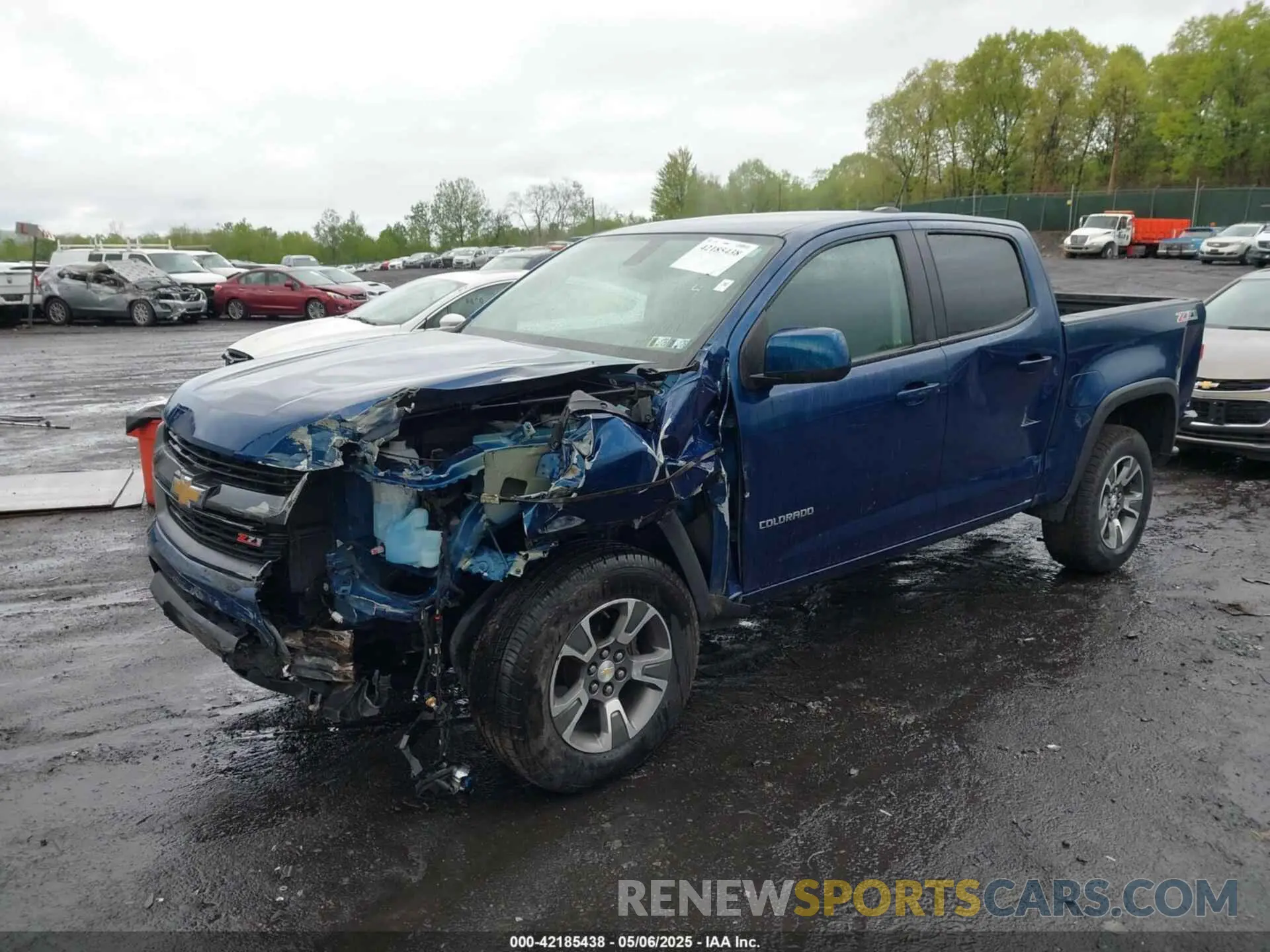 2 Photograph of a damaged car 1GCGTDEN3K1356425 CHEVROLET COLORADO 2019