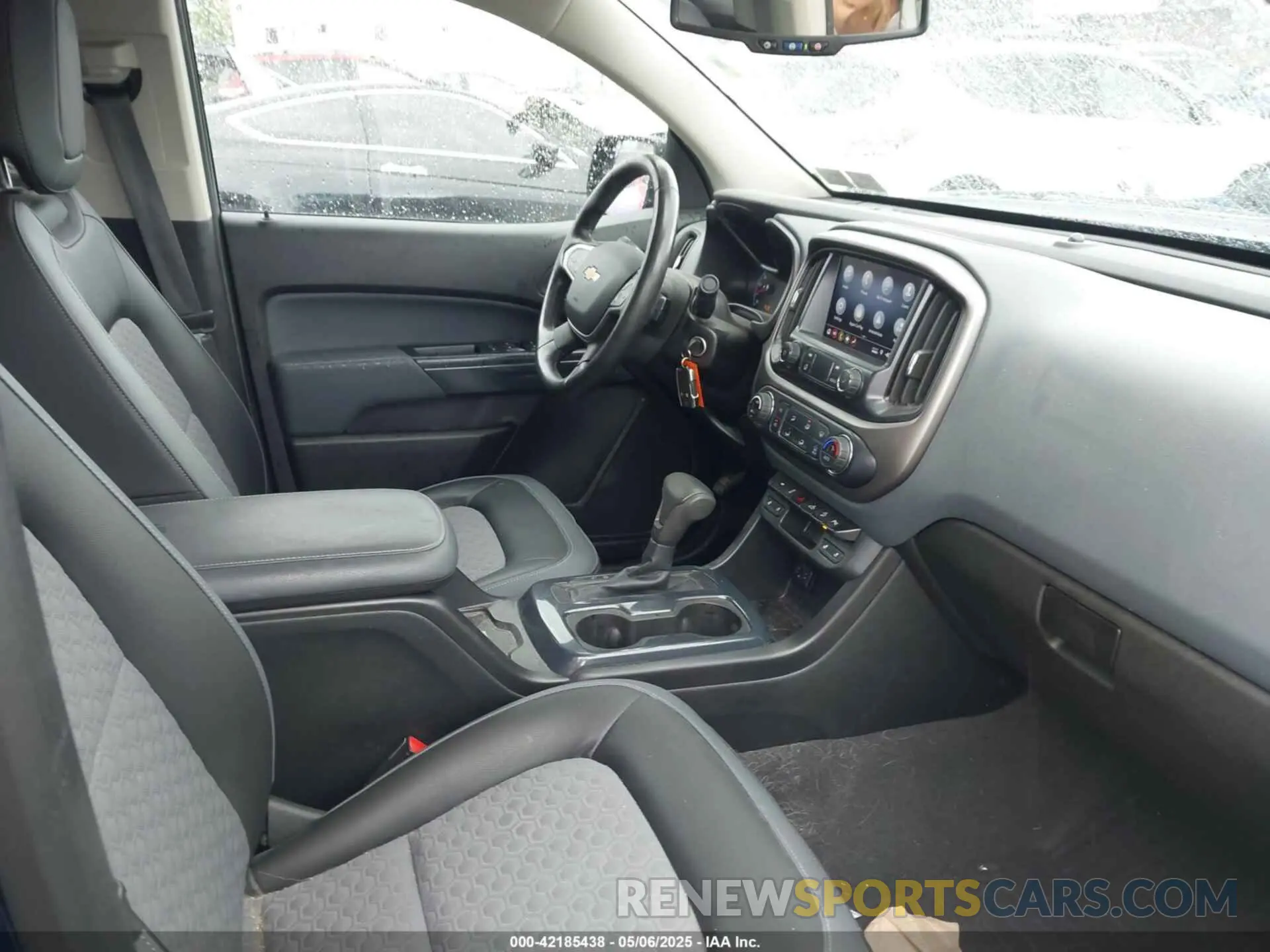 5 Photograph of a damaged car 1GCGTDEN3K1356425 CHEVROLET COLORADO 2019