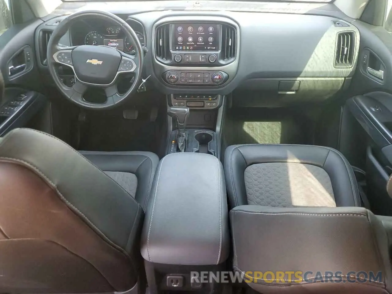 8 Photograph of a damaged car 1GCGTDEN6K1200508 CHEVROLET COLORADO 2019