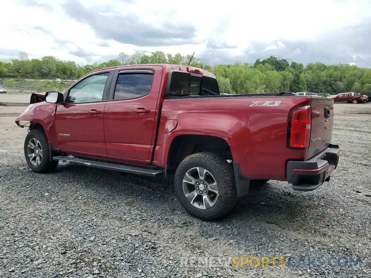 2 Photograph of a damaged car 1GCGTDEN7K1125382 CHEVROLET COLORADO 2019