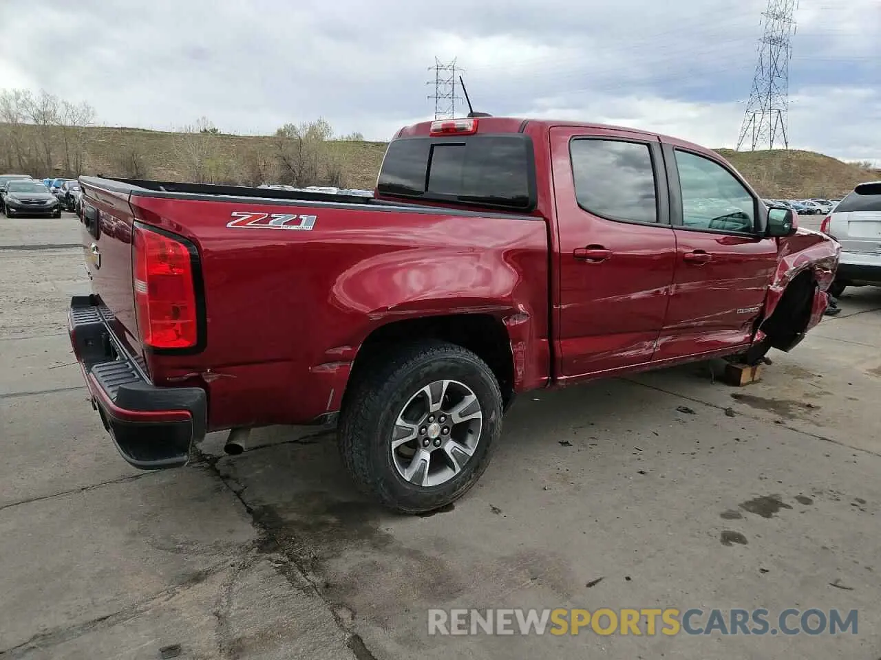 3 Photograph of a damaged car 1GCGTDEN7K1315926 CHEVROLET COLORADO 2019