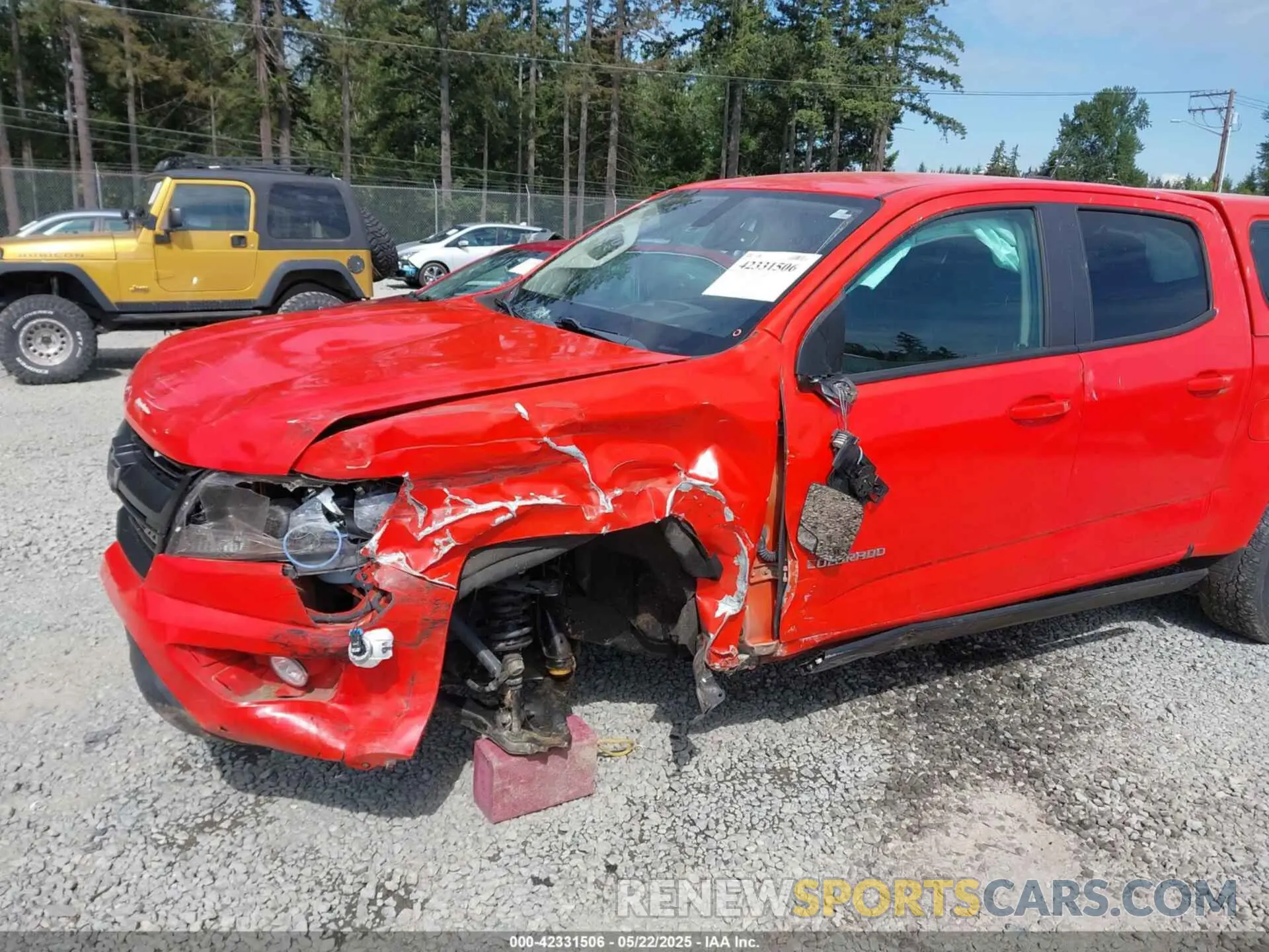 6 Photograph of a damaged car 1GCGTDEN8K1180018 CHEVROLET COLORADO 2019