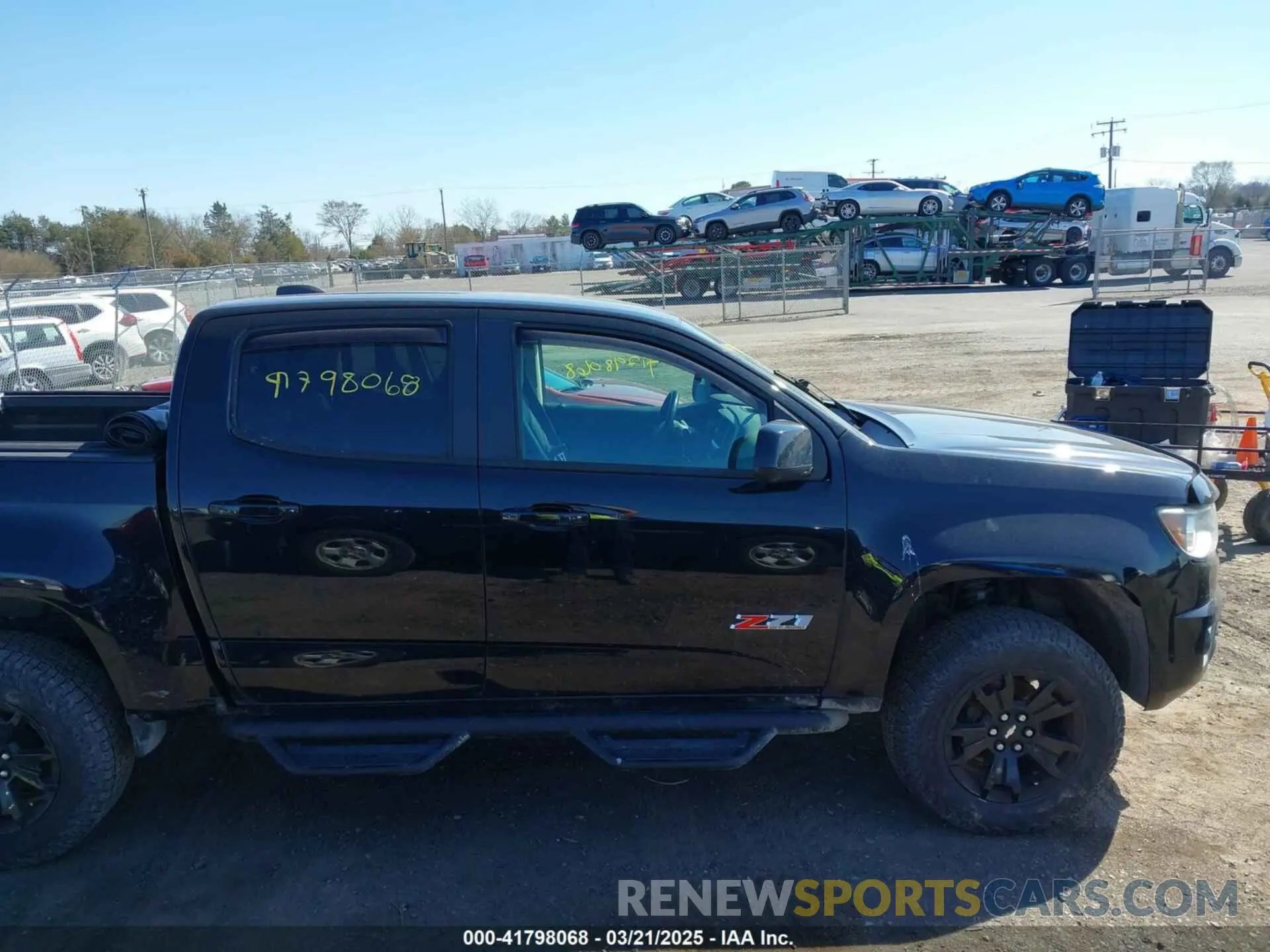 14 Photograph of a damaged car 1GCGTDEN8K1237155 CHEVROLET COLORADO 2019